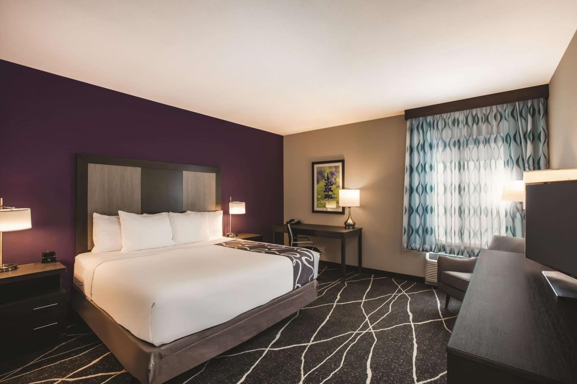 La Quinta by Wyndham Dallas Northeast-Arboretum gallery photo in Garland, TX — image 23