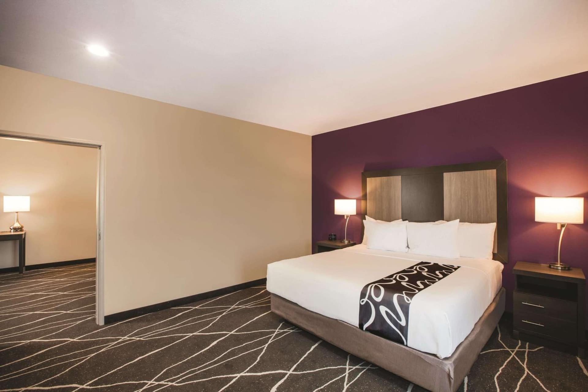La Quinta by Wyndham Dallas Northeast-Arboretum gallery photo in Garland, TX — image 22