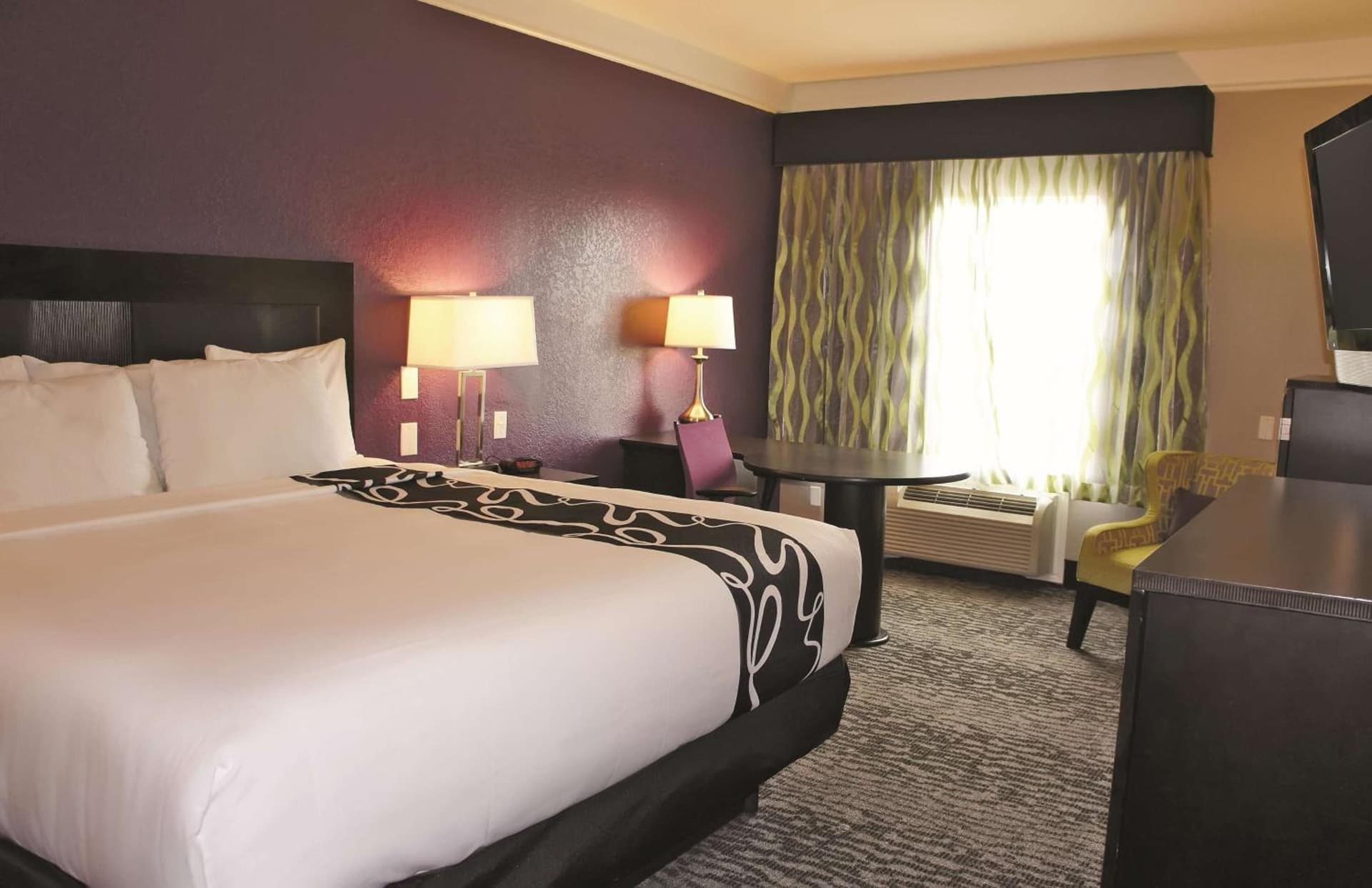 La Quinta by Wyndham Pearland gallery photo in Pearland, TX — image 54