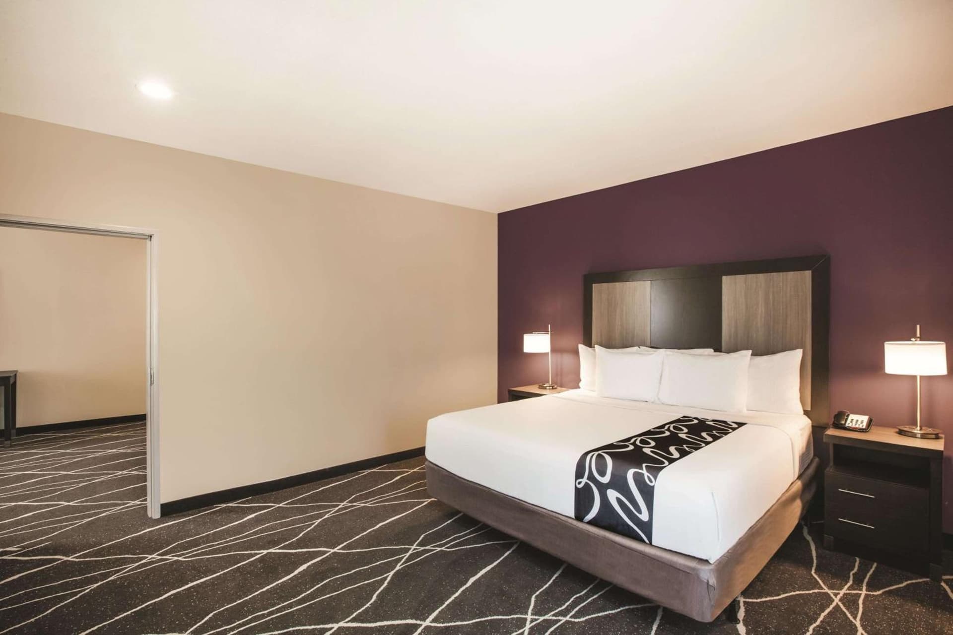 La Quinta by Wyndham Dallas Northeast-Arboretum gallery photo in Garland, TX — image 16