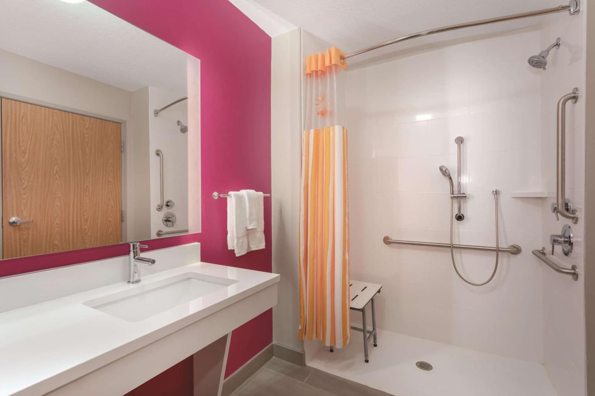 La Quinta by Wyndham South Jordan gallery photo in South Jordan, UT — image 23