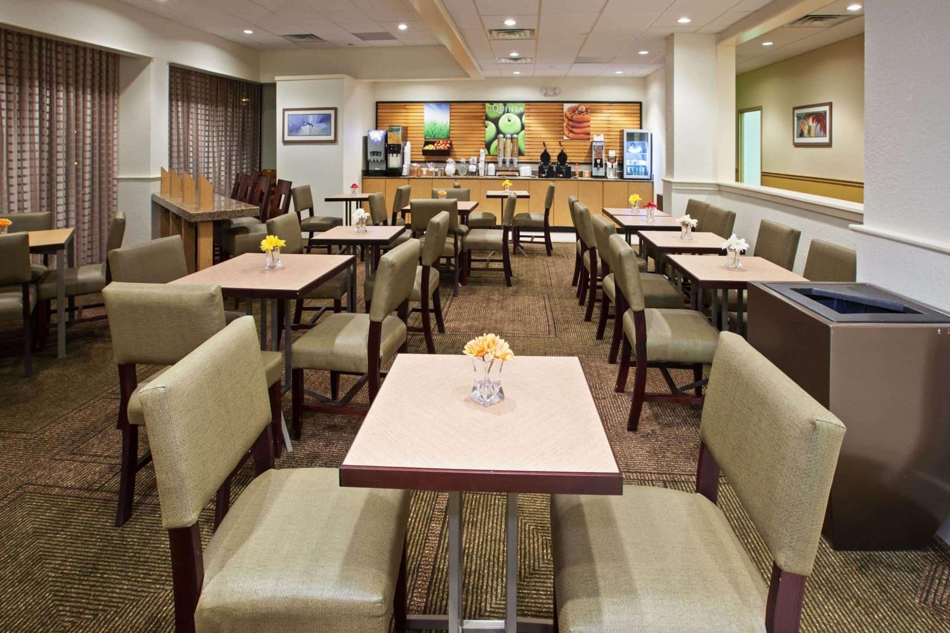 La Quinta by Wyndham Nashville Airport/Opryland gallery photo in Nashville, TN — image 50