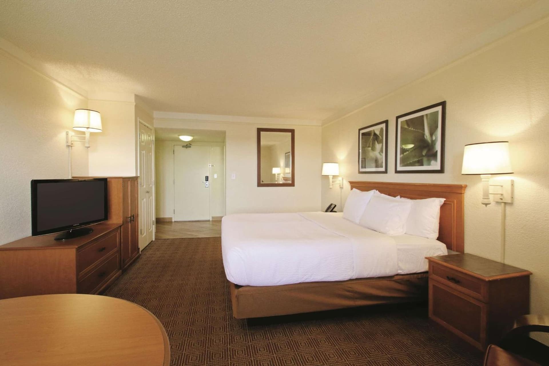 La Quinta by Wyndham Coral Springs University Dr gallery photo in Coral Springs, FL — image 11
