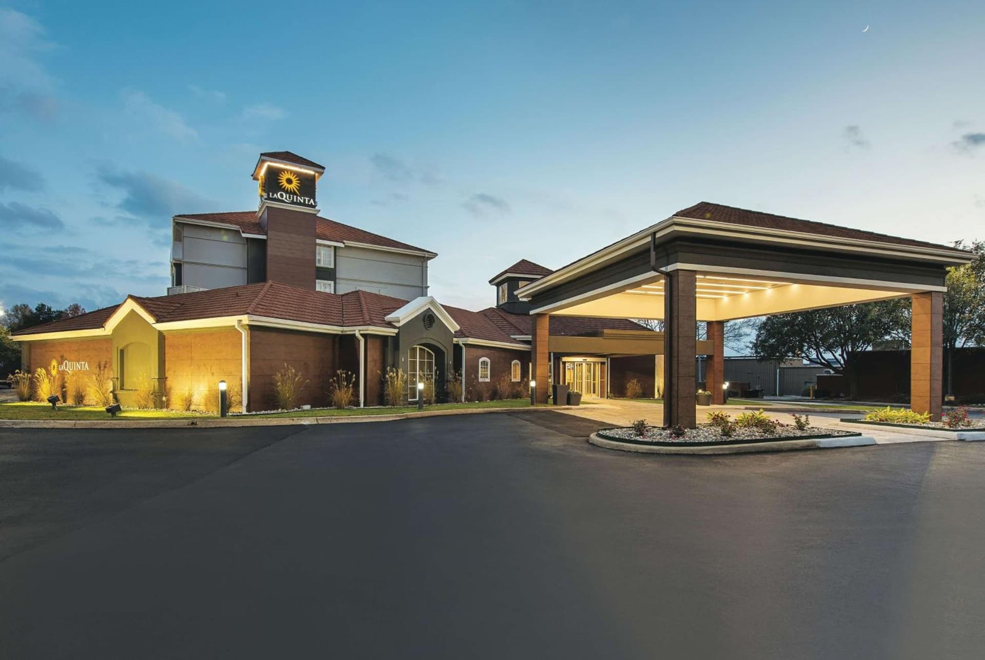 La Quinta Inn & Suites by Wyndham Shreveport Airport gallery photo in Shreveport, LA — image 35
