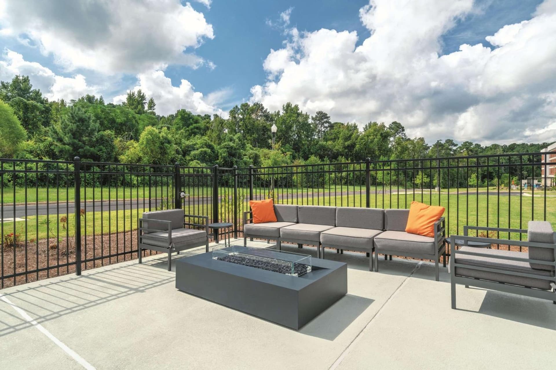 La Quinta by Wyndham Opelika Auburn gallery photo in Opelika, AL — image 21