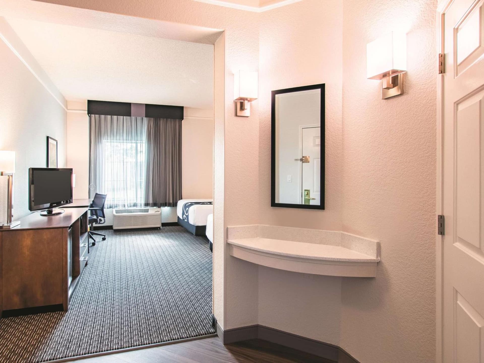 La Quinta by Wyndham Fort Worth City View gallery photo in Fort Worth, TX — image 25