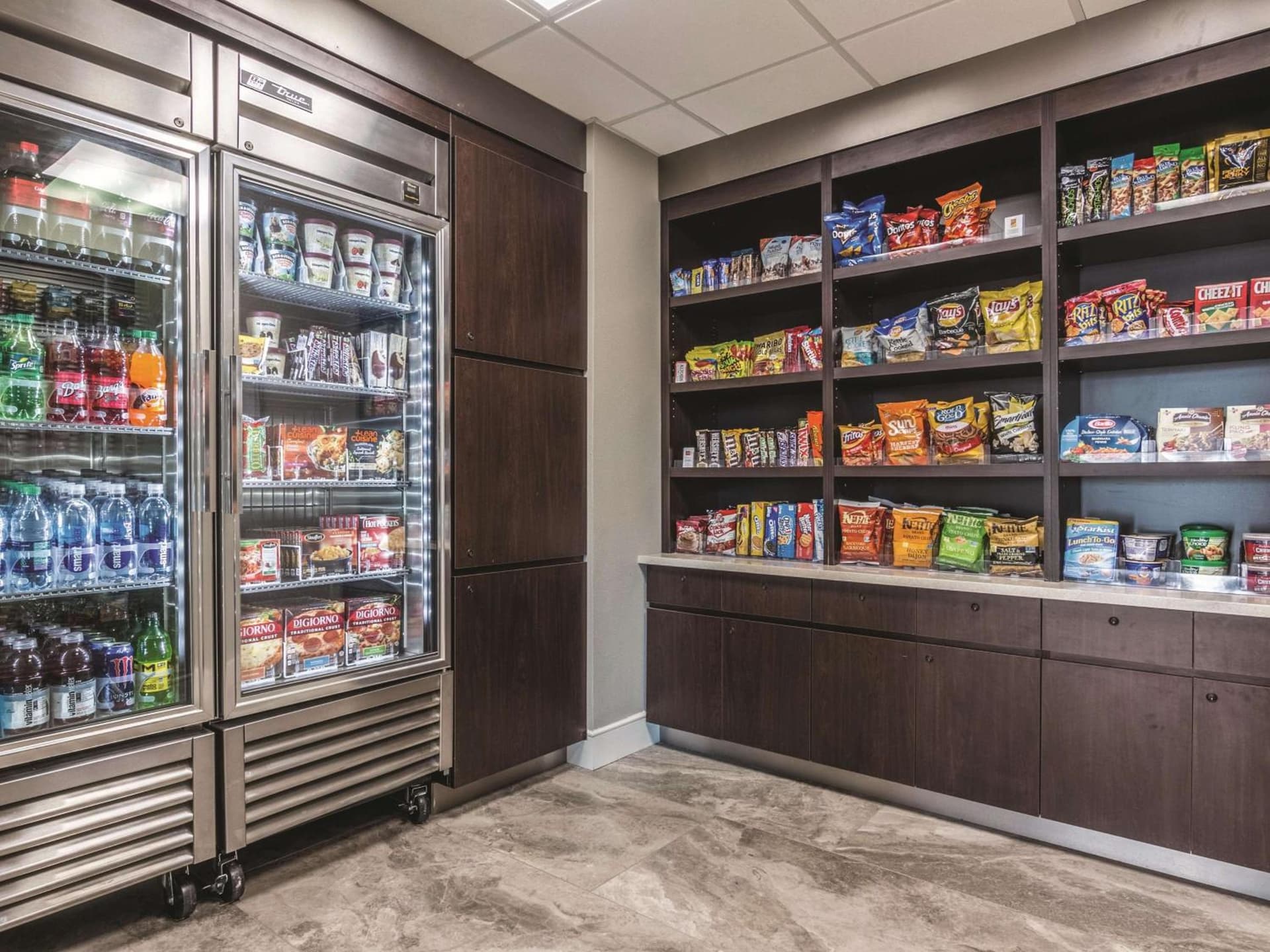 La Quinta Inn & Suites by Wyndham Shreveport Airport gallery photo in Shreveport, LA — image 38