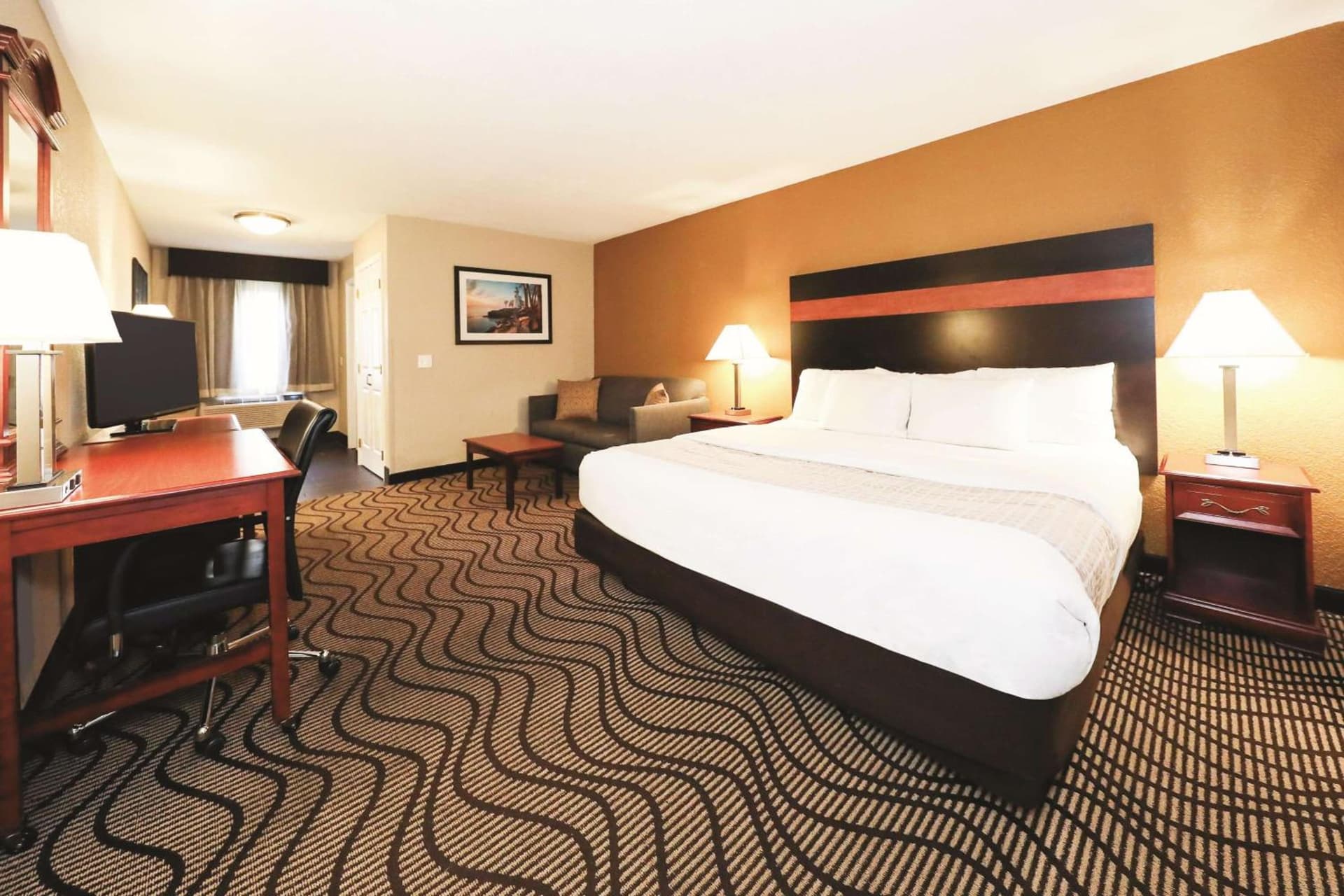 La Quinta Inn by Wyndham Sandusky near Cedar Point gallery photo in Sandusky, OH — image 45