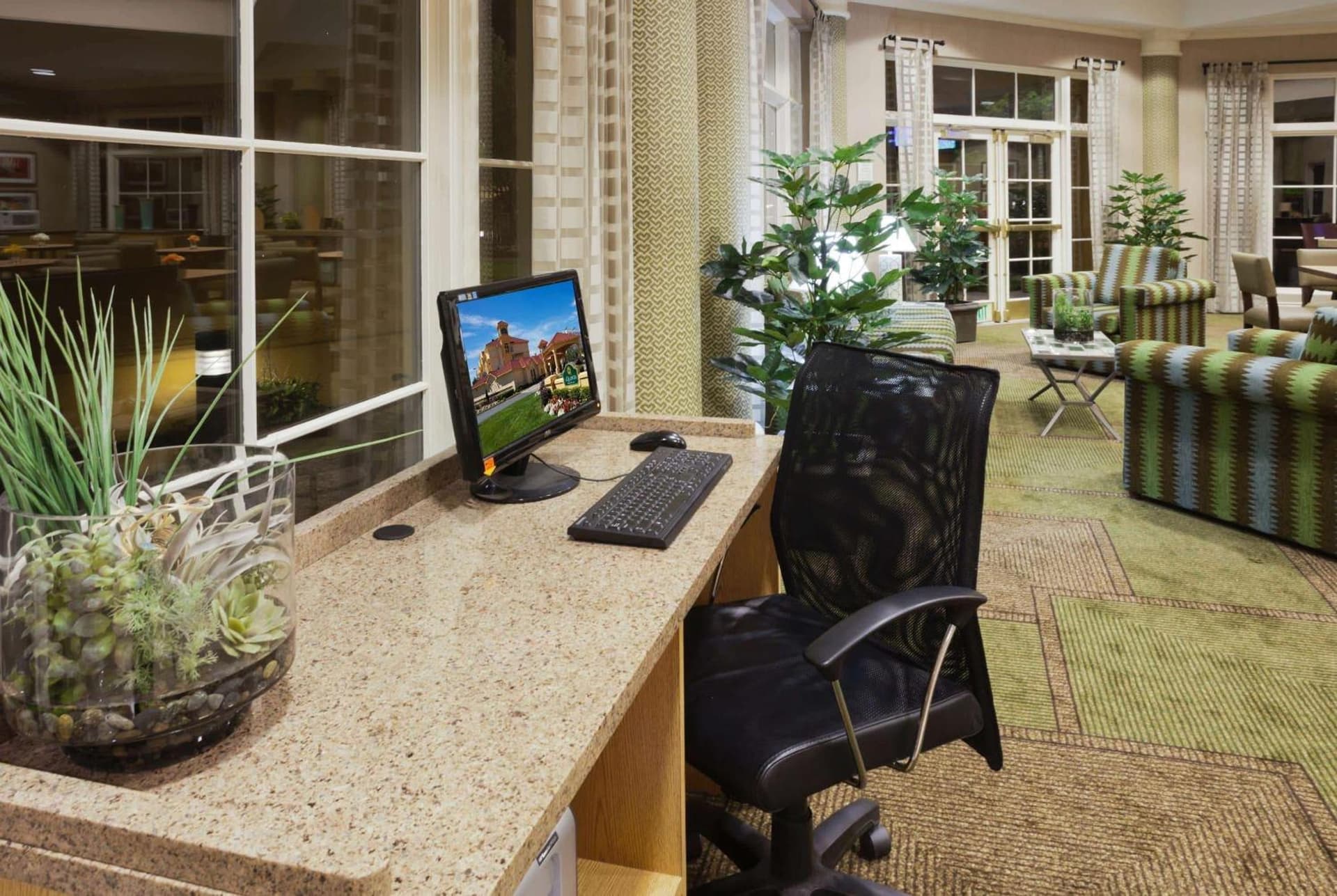 La Quinta by Wyndham Salt Lake City Airport gallery photo in Salt Lake City, UT — image 11
