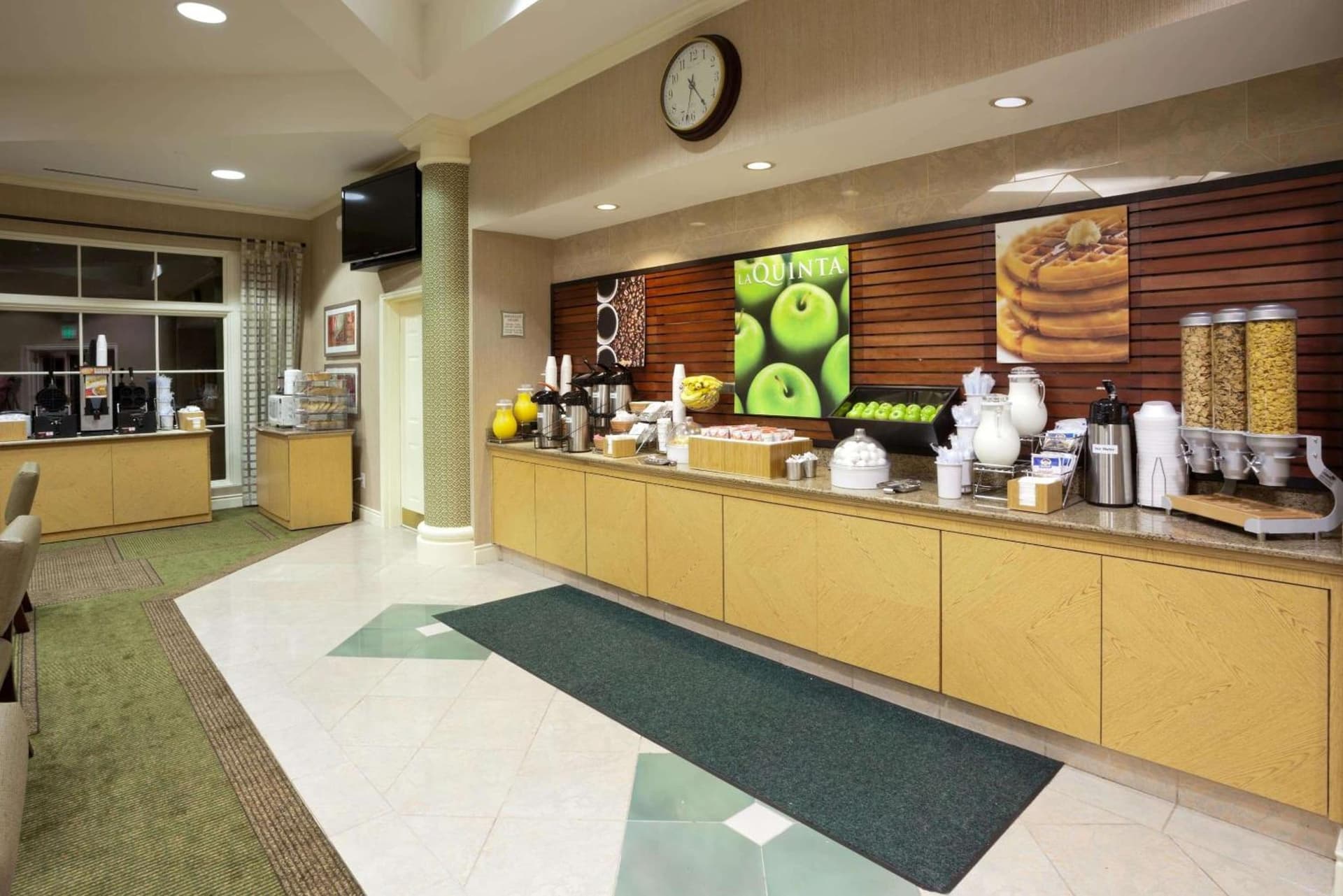 La Quinta by Wyndham Salt Lake City Airport gallery photo in Salt Lake City, UT — image 40