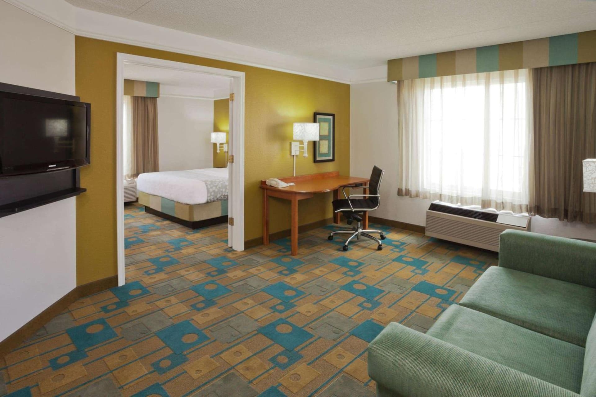 La Quinta by Wyndham Salt Lake City Airport gallery photo in Salt Lake City, UT — image 35