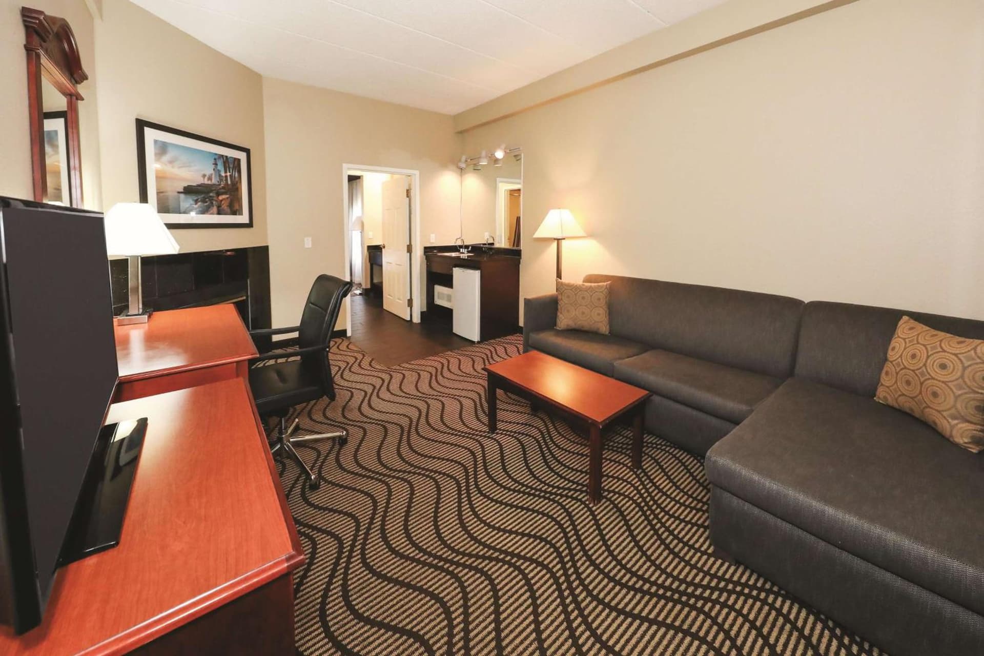 La Quinta Inn by Wyndham Sandusky near Cedar Point gallery photo in Sandusky, OH — image 39