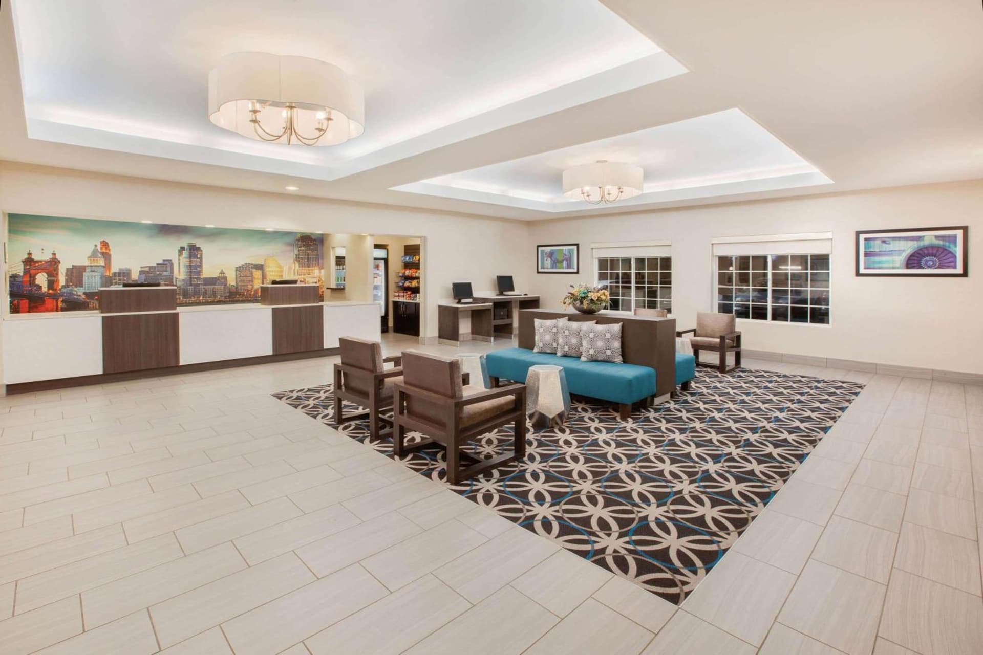 La Quinta by Wyndham Cincinnati Airport Florence gallery photo in Florence, KY — image 6