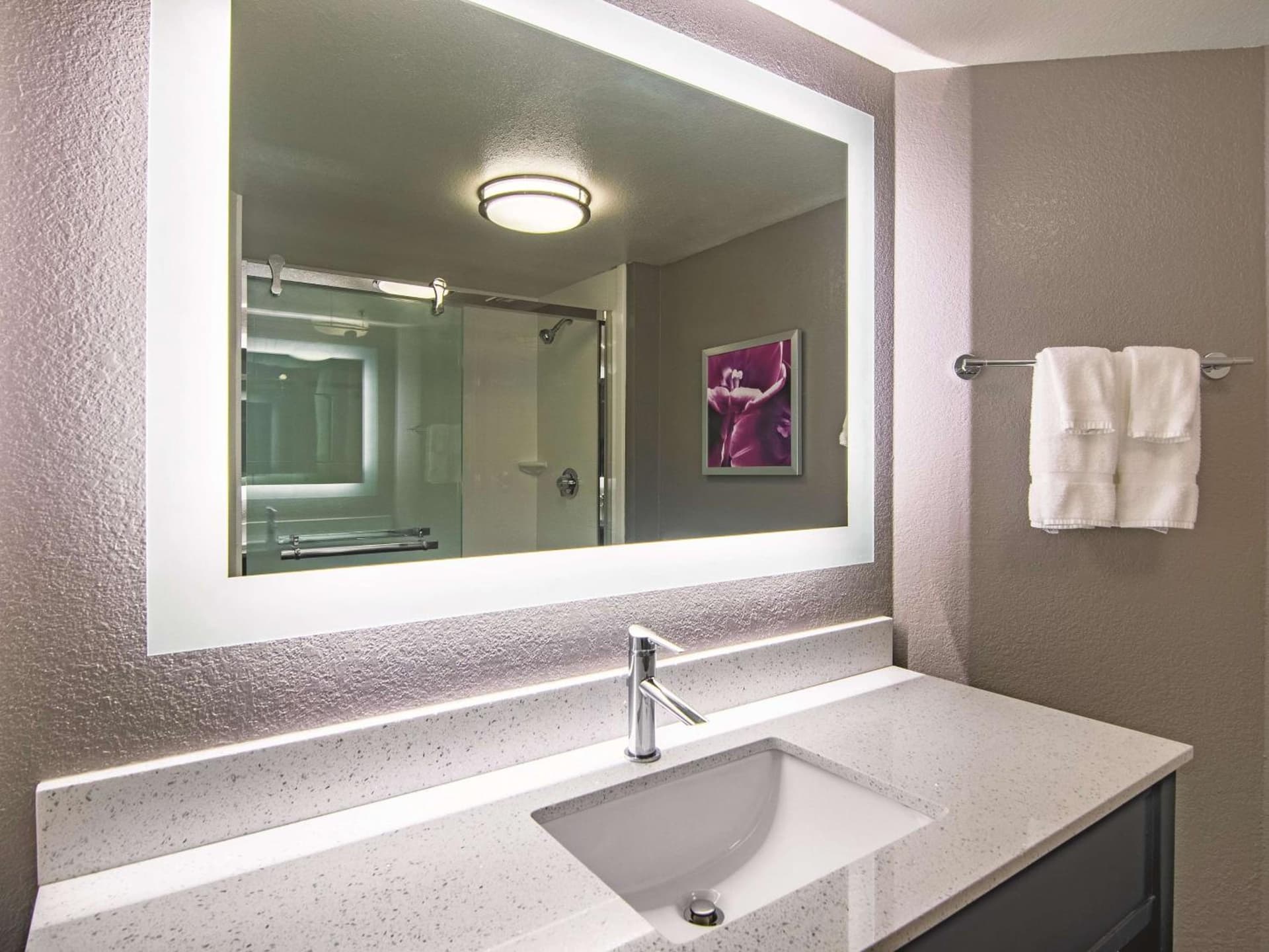 La Quinta by Wyndham Oklahoma City Norman gallery photo in Norman, OK — image 7