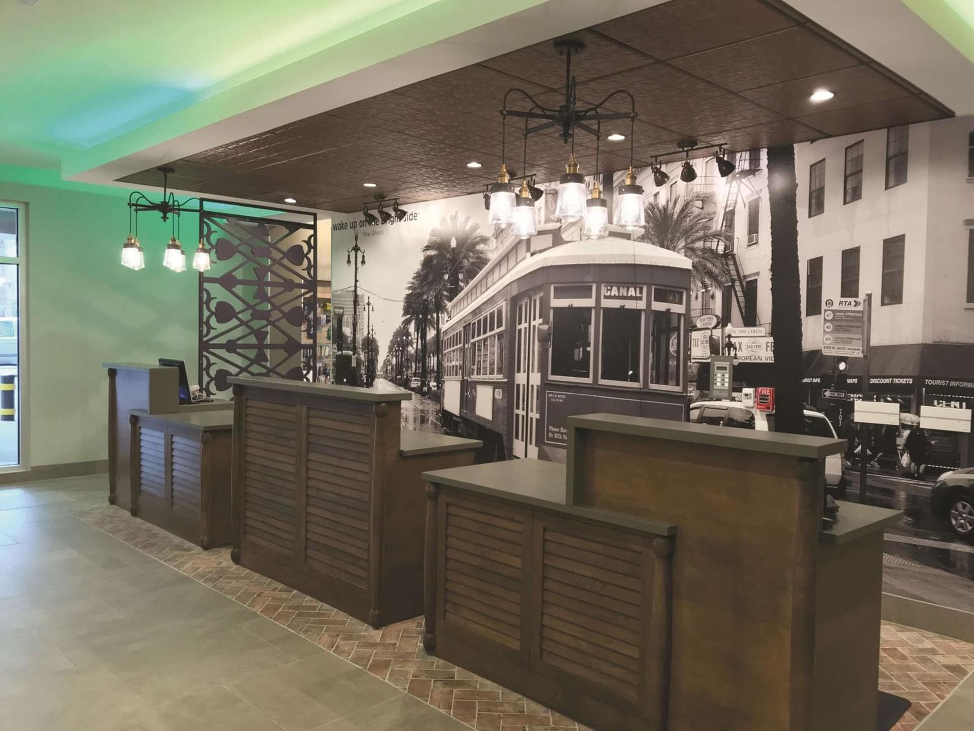 La Quinta Inn & Suites by Wyndham New Orleans Downtown gallery photo in New Orleans, LA — image 19