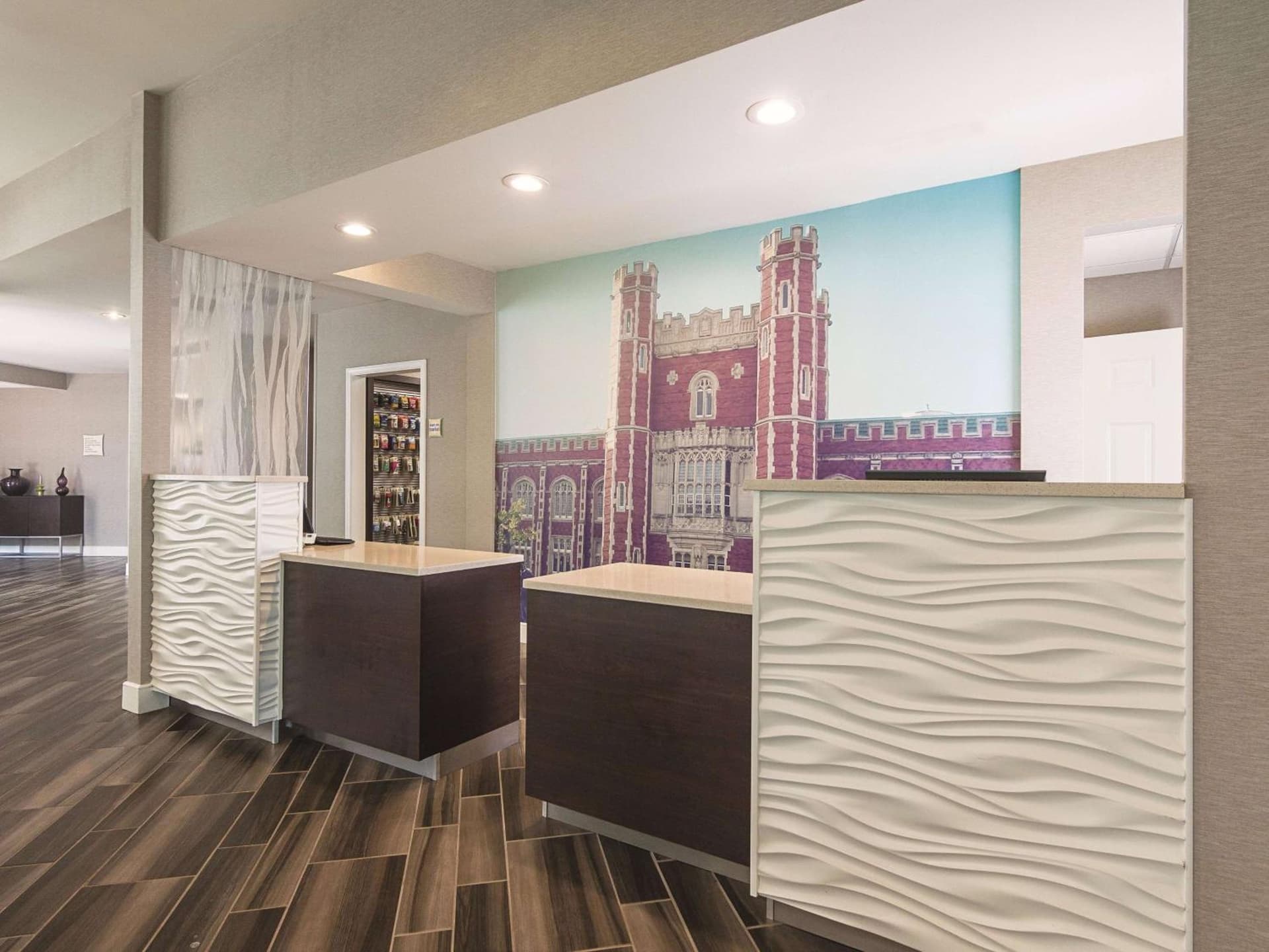 La Quinta by Wyndham Oklahoma City Norman gallery photo in Norman, OK — image 22