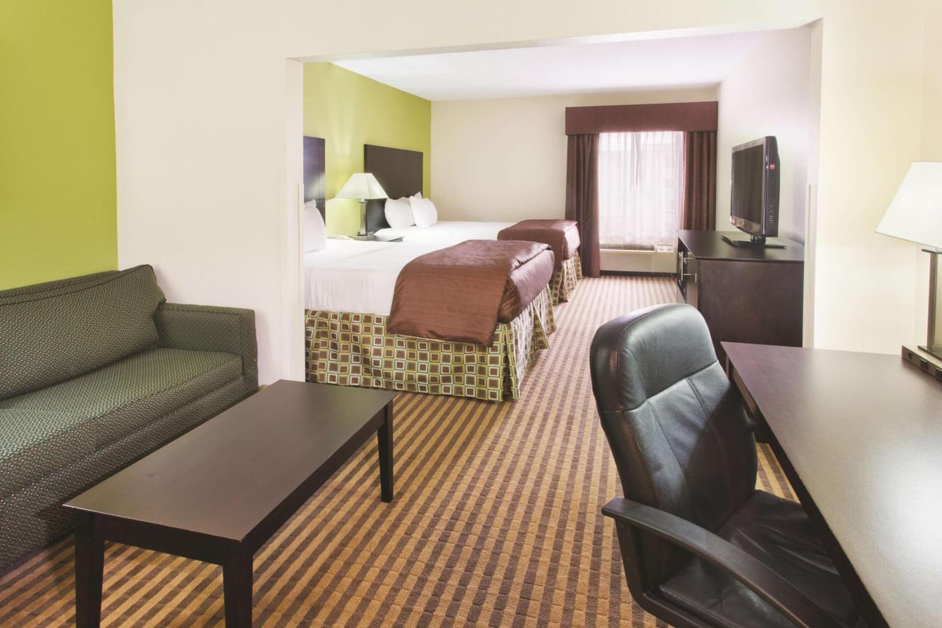 La Quinta by Wyndham Columbus - Grove City gallery photo in Grove City, OH — image 61