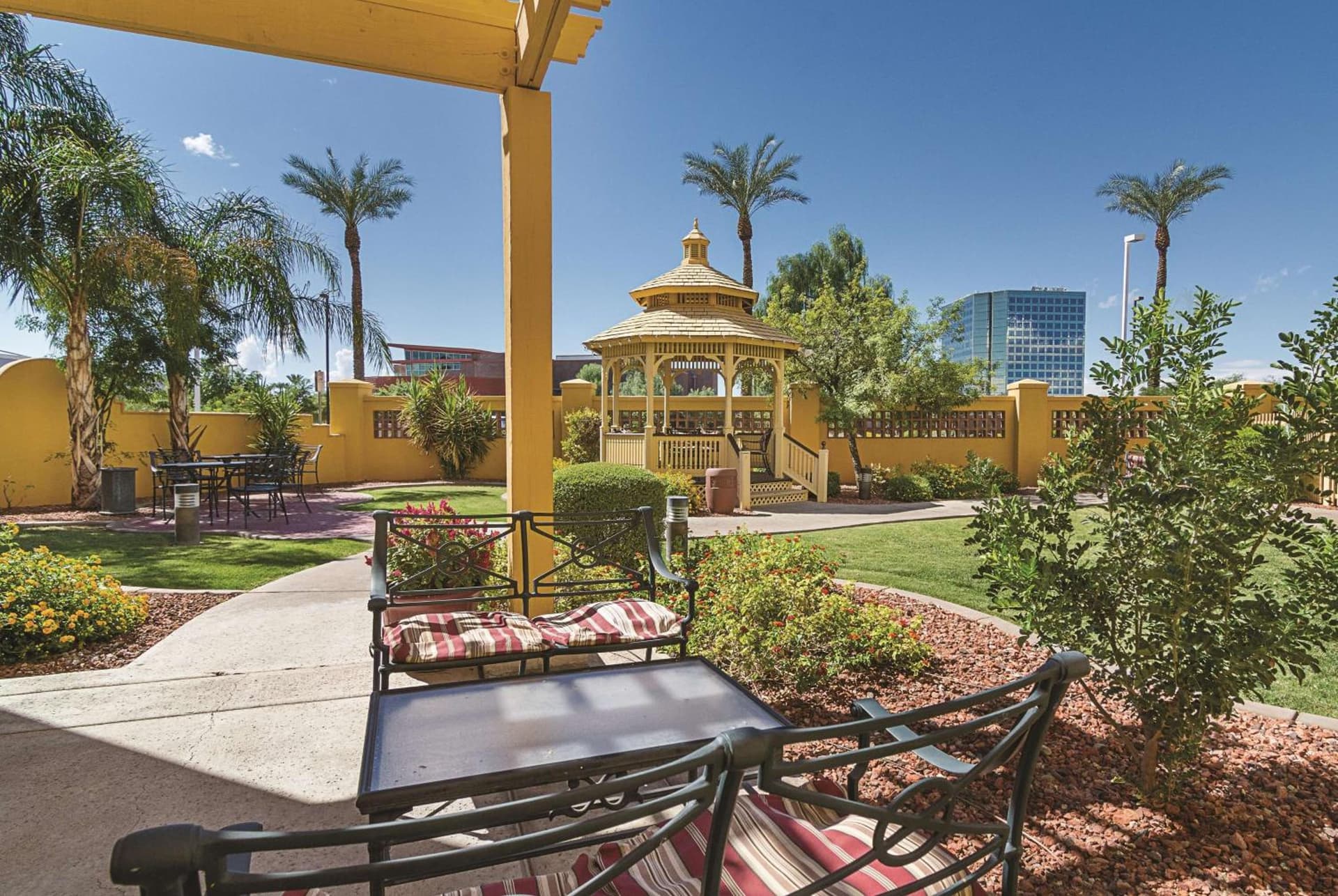La Quinta by Wyndham Phoenix Mesa West gallery photo in Mesa, AZ — image 4