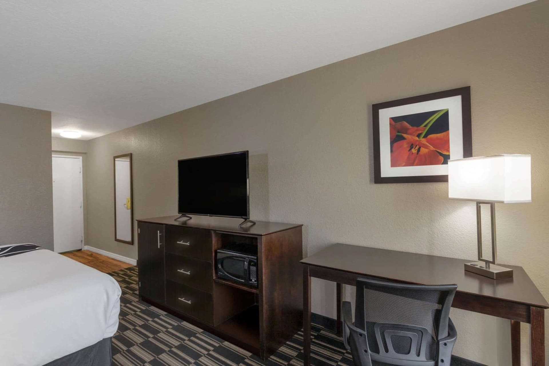 La Quinta by Wyndham Orlando Universal area - Free Shuttle to Universal gallery photo in Orlando, FL — image 26