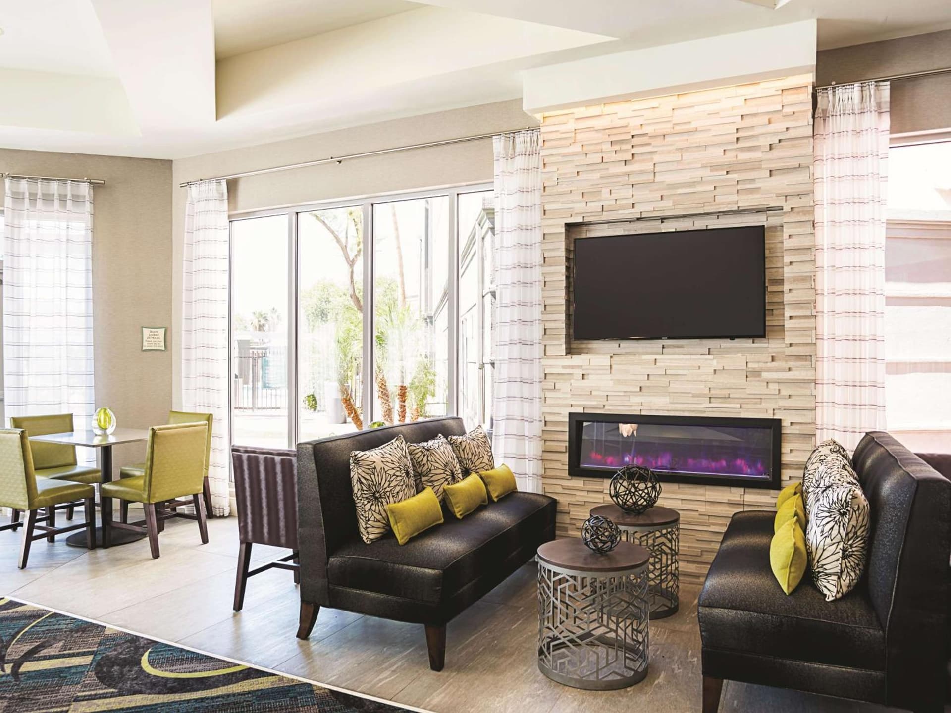 La Quinta by Wyndham Phoenix Chandler gallery photo in Phoenix, AZ — image 40