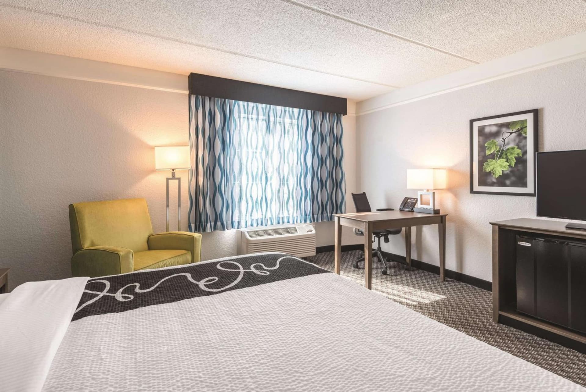 La Quinta by Wyndham Orlando Lake Mary gallery photo in Lake Mary, FL — image 24