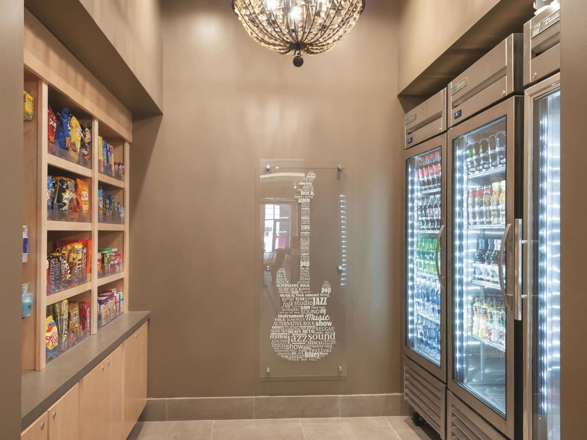 La Quinta Inn & Suites by Wyndham New Orleans Downtown gallery photo in New Orleans, LA — image 44