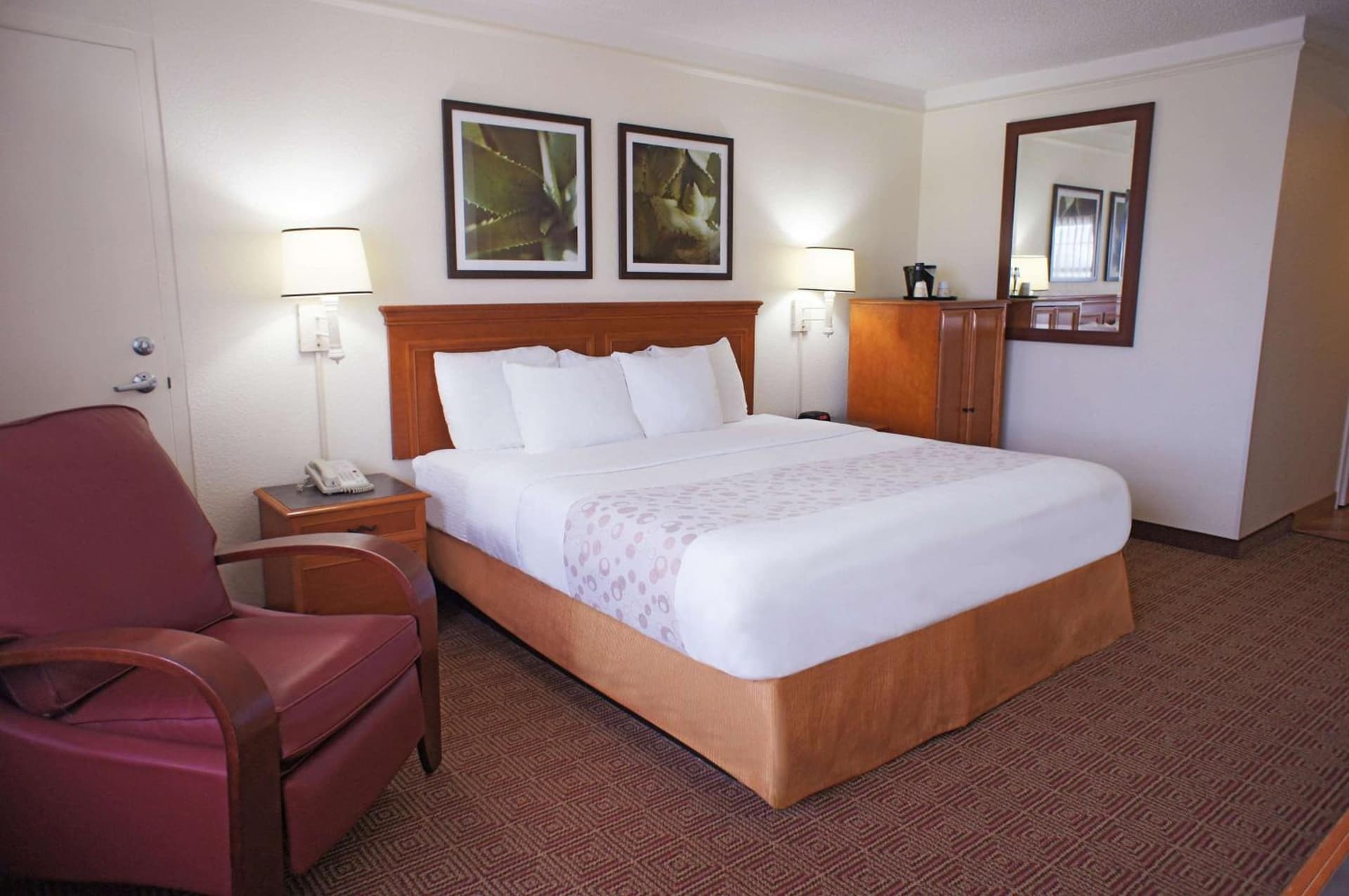 La Quinta by Wyndham Coral Springs University Dr gallery photo in Coral Springs, FL — image 10