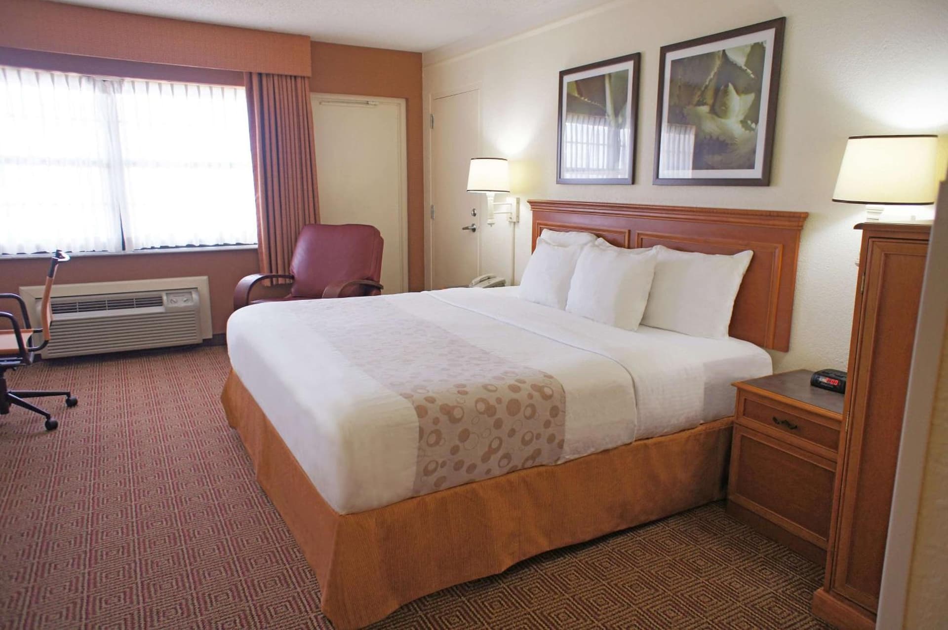 La Quinta by Wyndham Coral Springs University Dr gallery photo in Coral Springs, FL — image 8