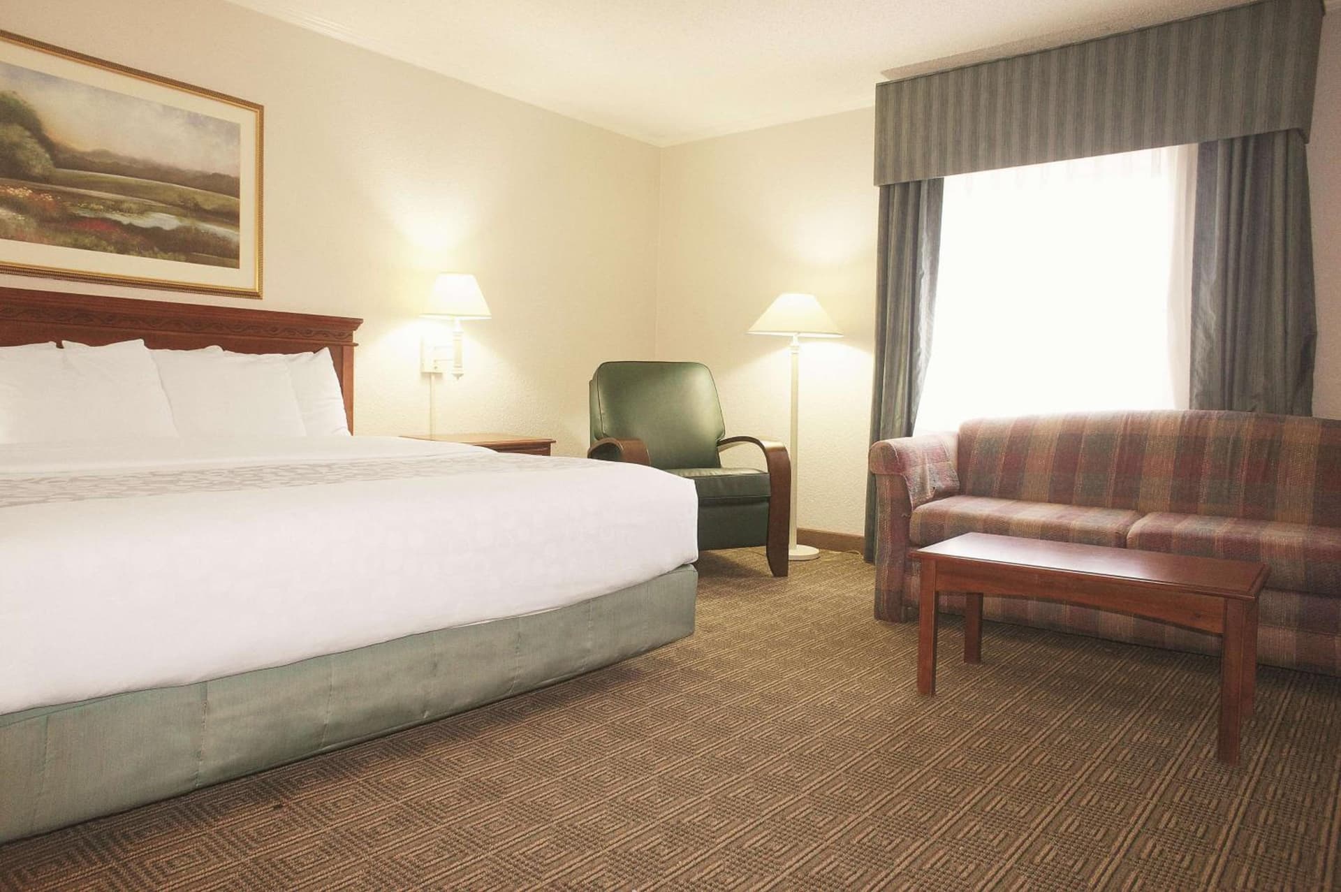 La Quinta Inn by Wyndham Detroit Canton gallery photo in Canton — image 32