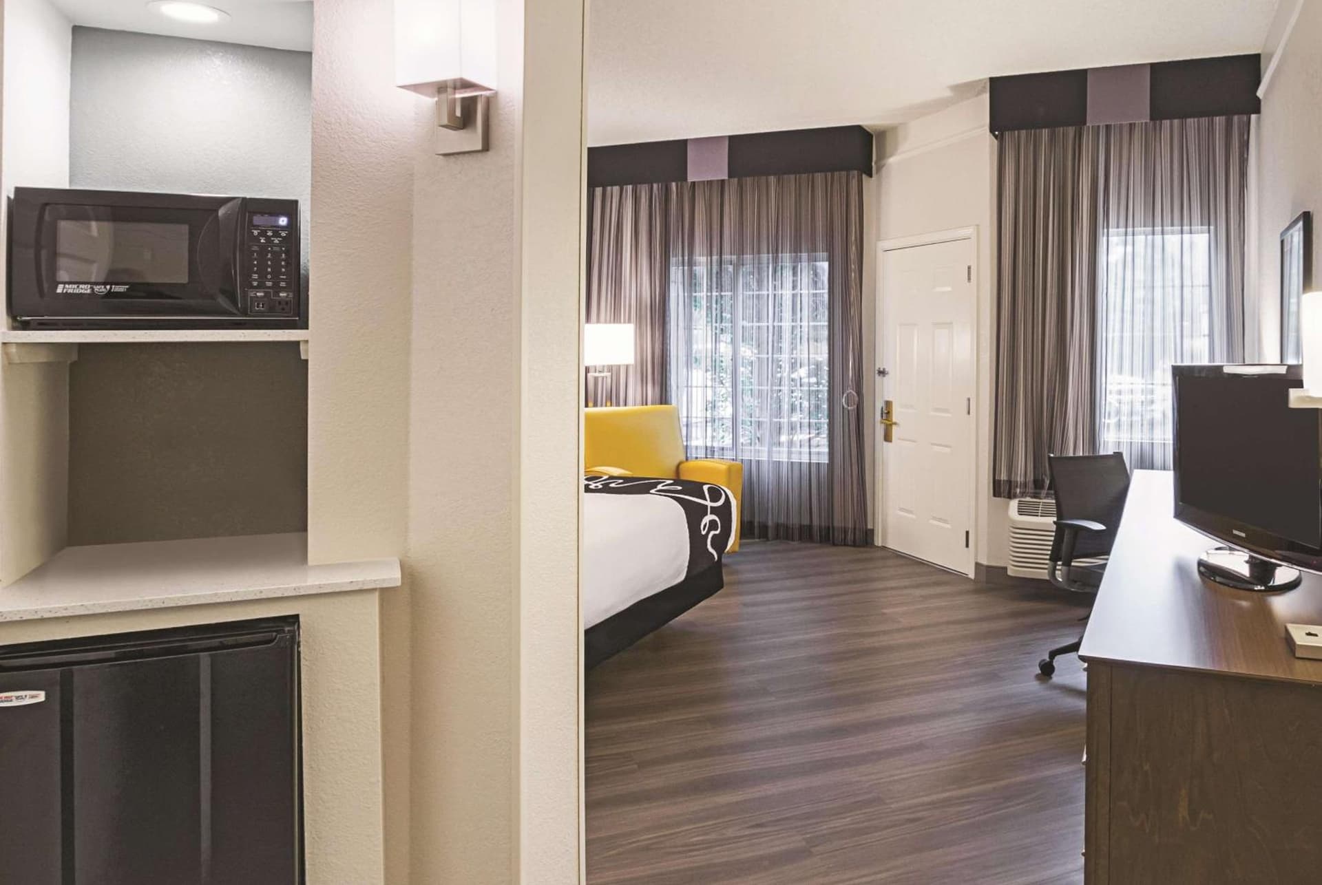 La Quinta by Wyndham Fort Worth North gallery photo in Fort Worth, TX — image 8