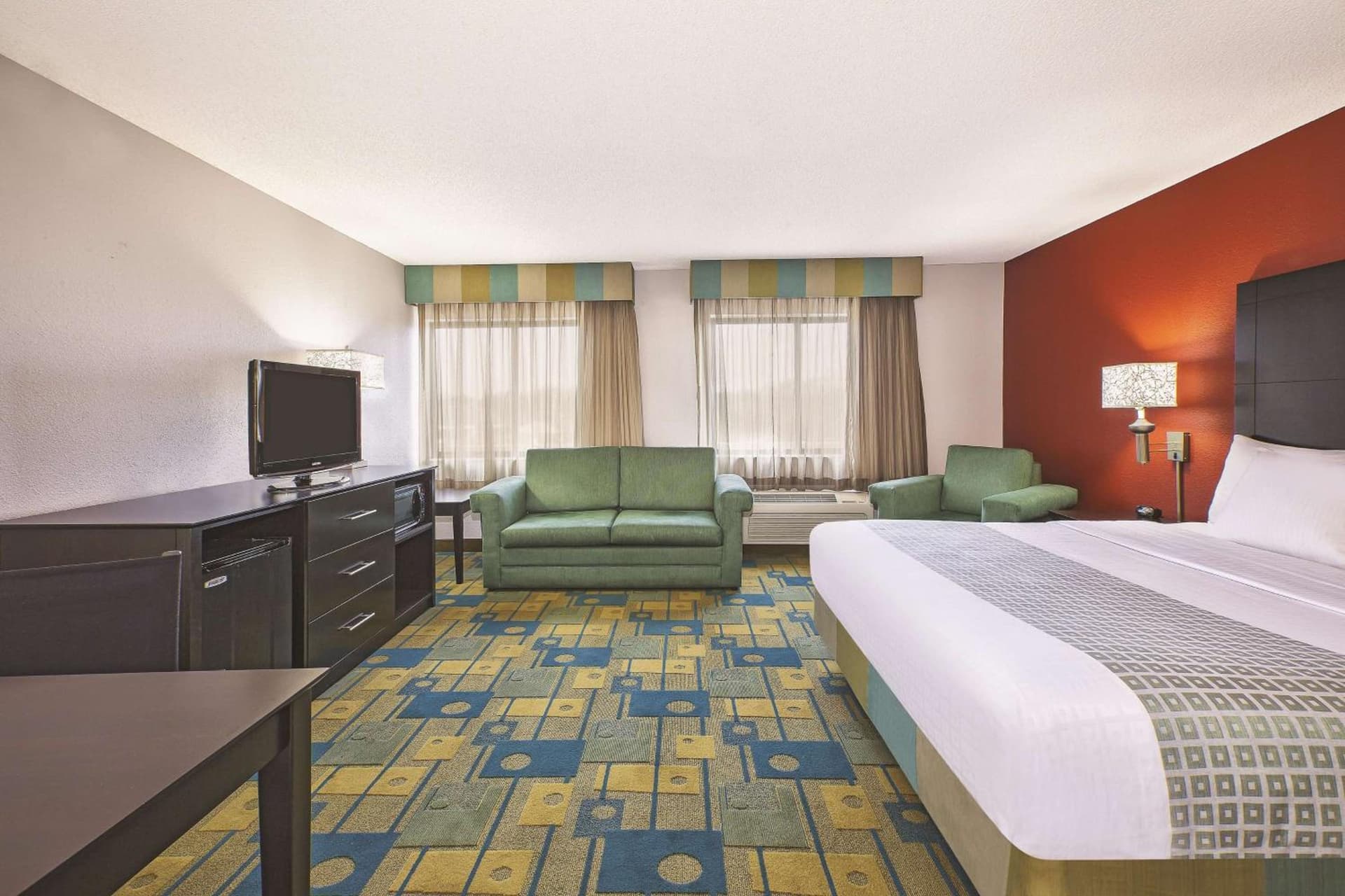 La Quinta Inn by Wyndham Toledo Perrysburg gallery photo in Perrysburg, OH — image 13