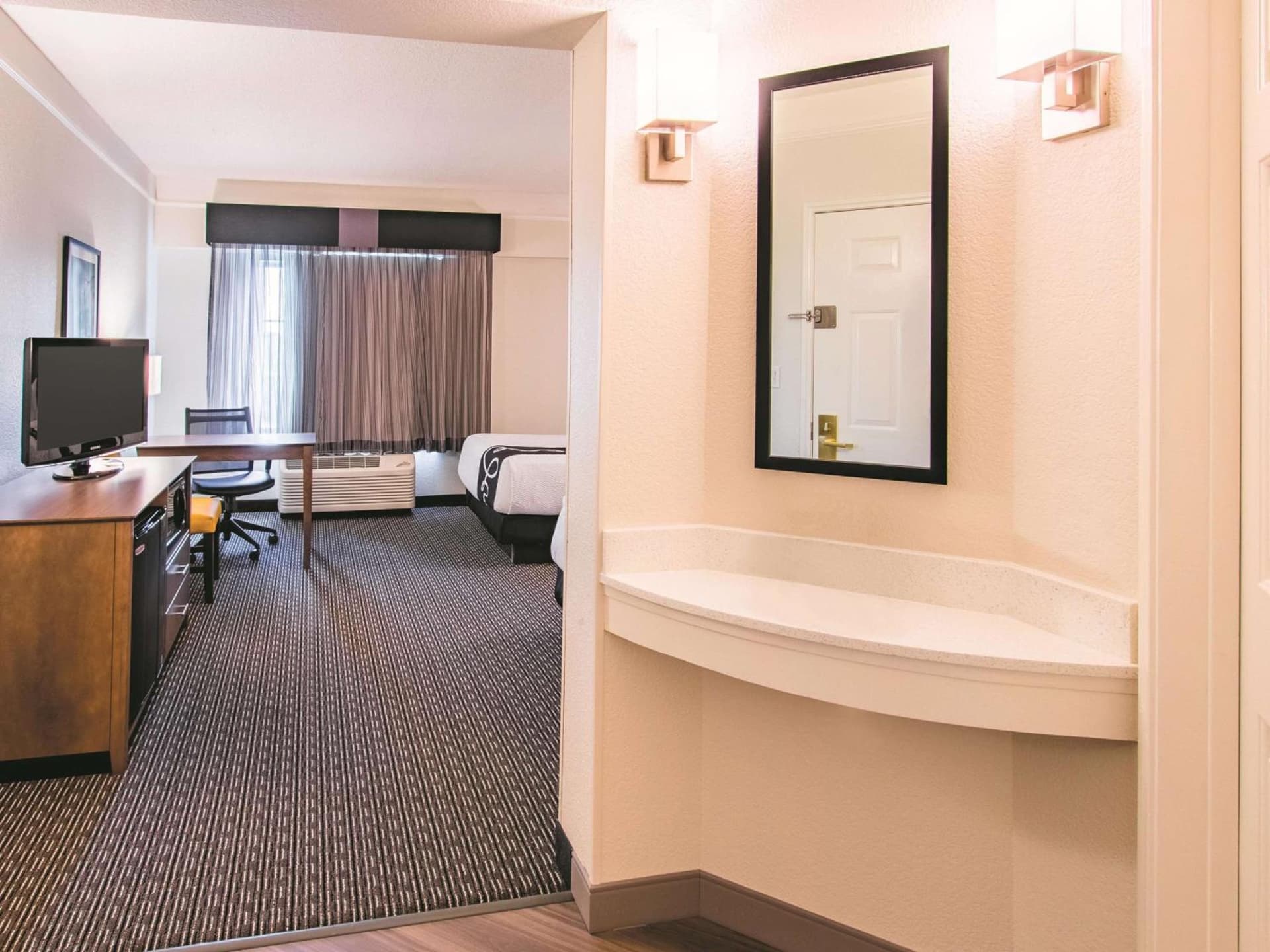 La Quinta by Wyndham Fort Worth City View gallery photo in Fort Worth, TX — image 13