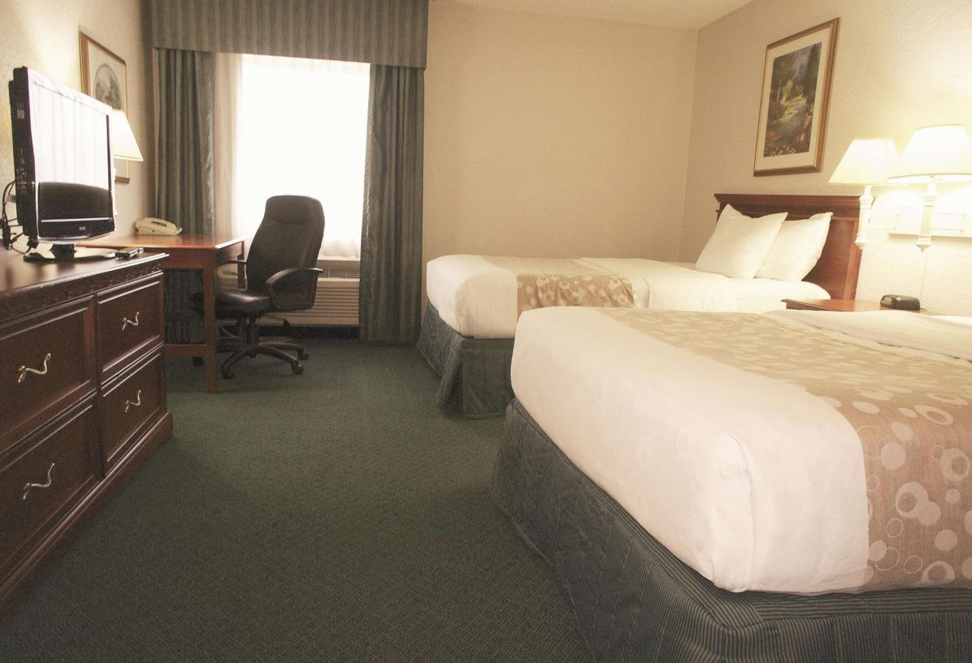 La Quinta Inn by Wyndham Detroit Canton gallery photo in Canton — image 10