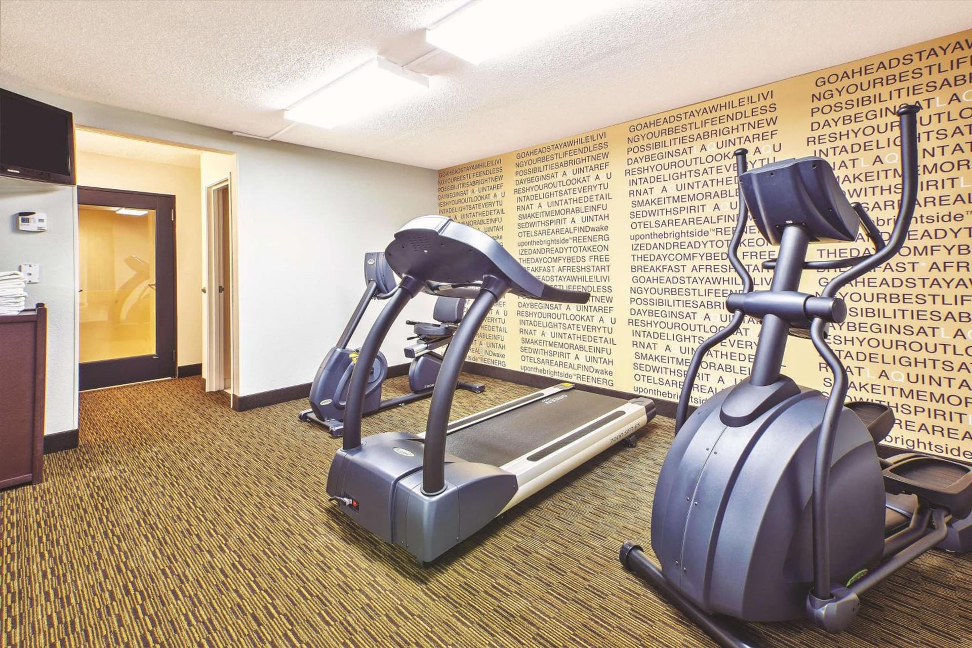 La Quinta Inn by Wyndham Toledo Perrysburg gallery photo in Perrysburg, OH — image 6