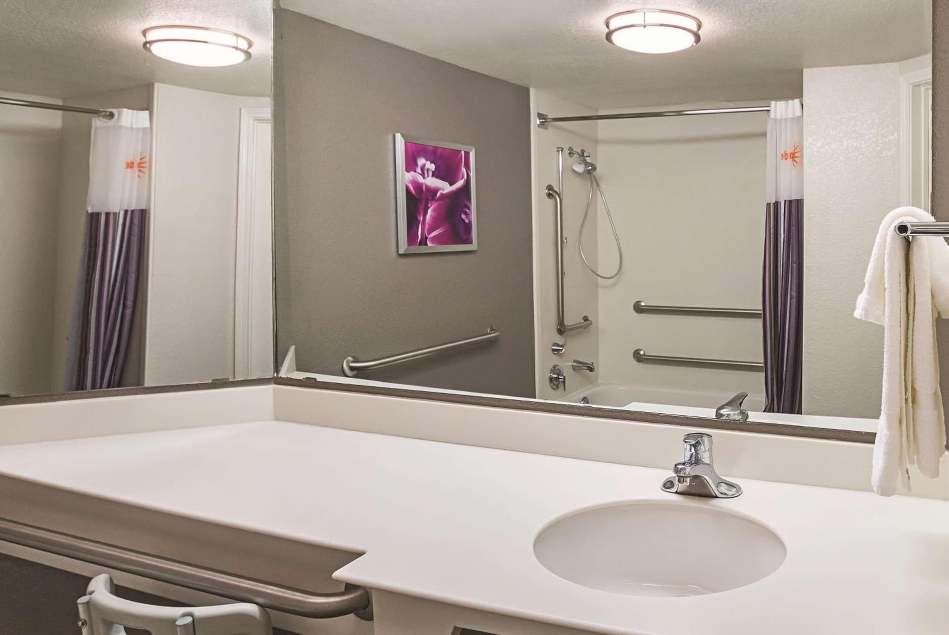 La Quinta by Wyndham Fort Worth North gallery photo in Fort Worth, TX — image 34