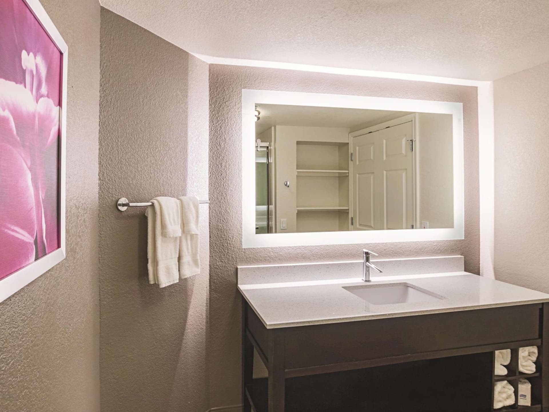 La Quinta by Wyndham Fort Worth North gallery photo in Fort Worth, TX — image 13