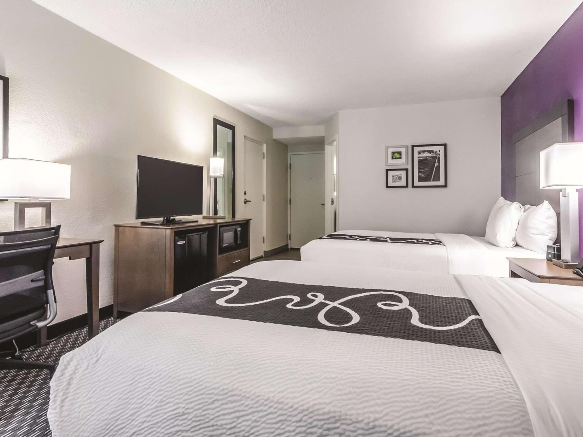 La Quinta Inn & Suites by Wyndham Myrtle Beach - N Kings Hwy gallery photo in Myrtle Beach, SC — image 27