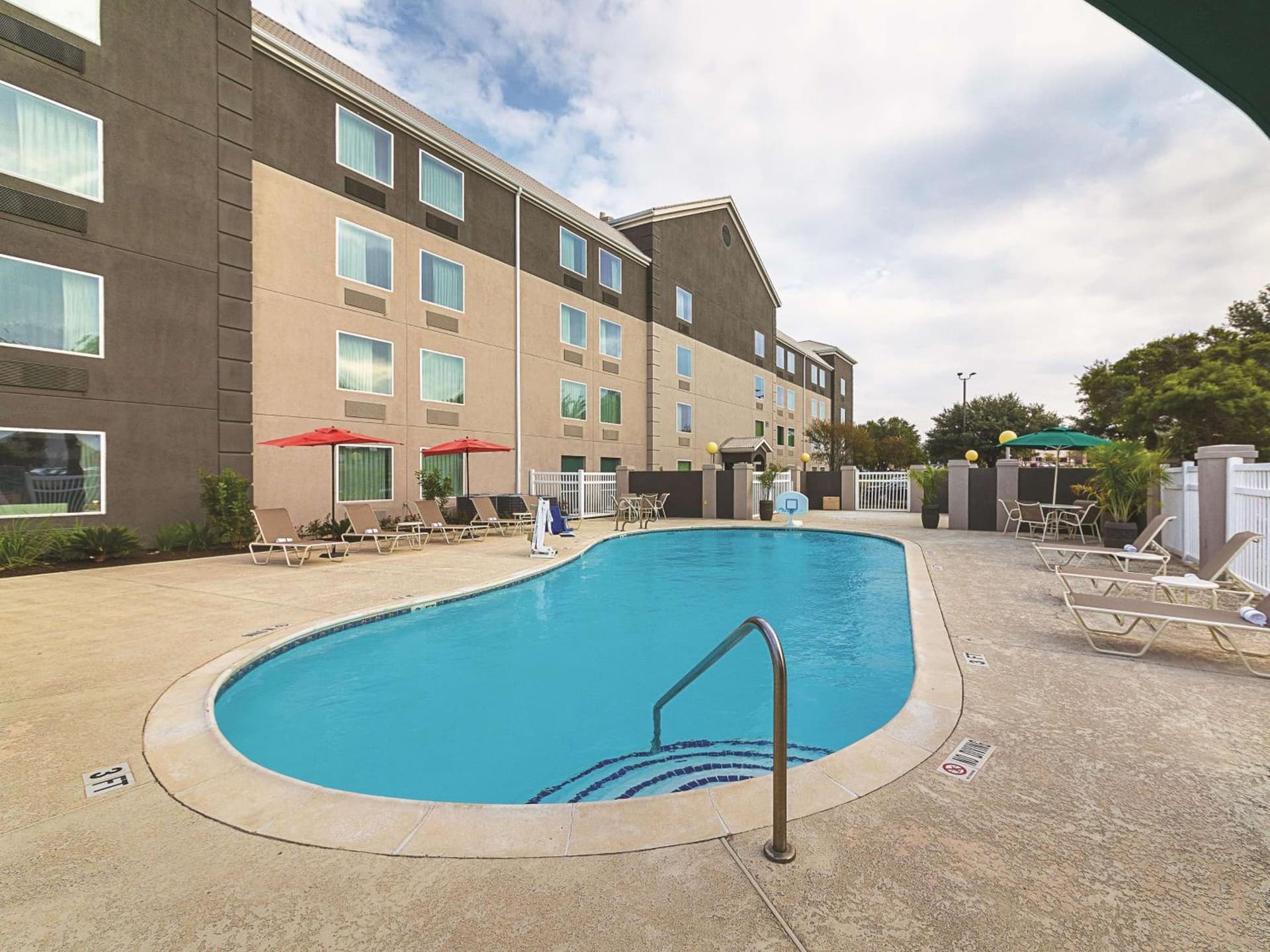 La Quinta by Wyndham Austin Round Rock gallery photo in Round Rock, TX — image 30