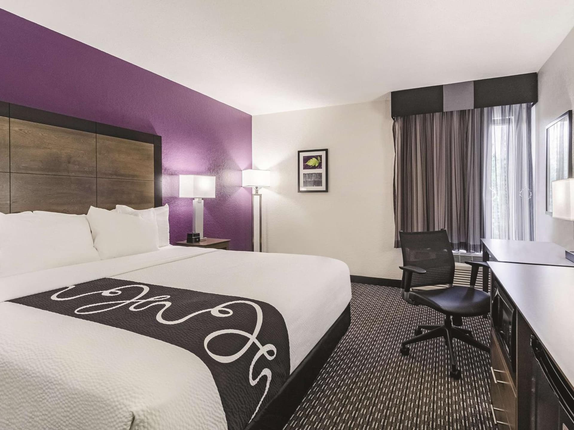 La Quinta Inn & Suites by Wyndham Myrtle Beach - N Kings Hwy gallery photo in Myrtle Beach, SC — image 50