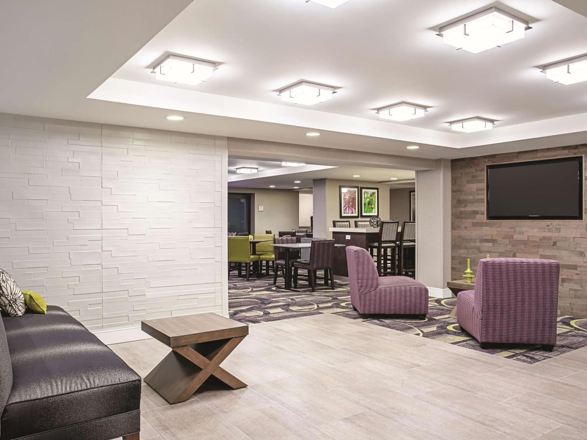 La Quinta by Wyndham Baltimore N / White Marsh gallery photo in Baltimore, MD — image 4