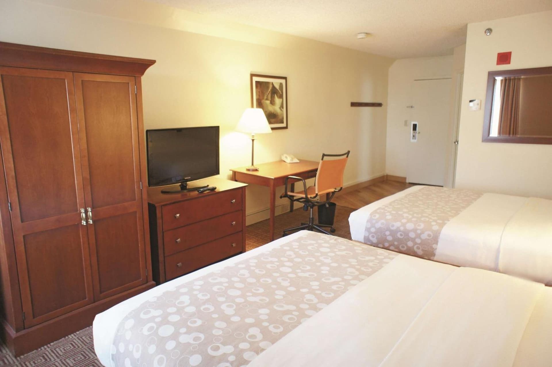 La Quinta by Wyndham Stamford / New York City property views in Stamford, CT — gallery photo 3
