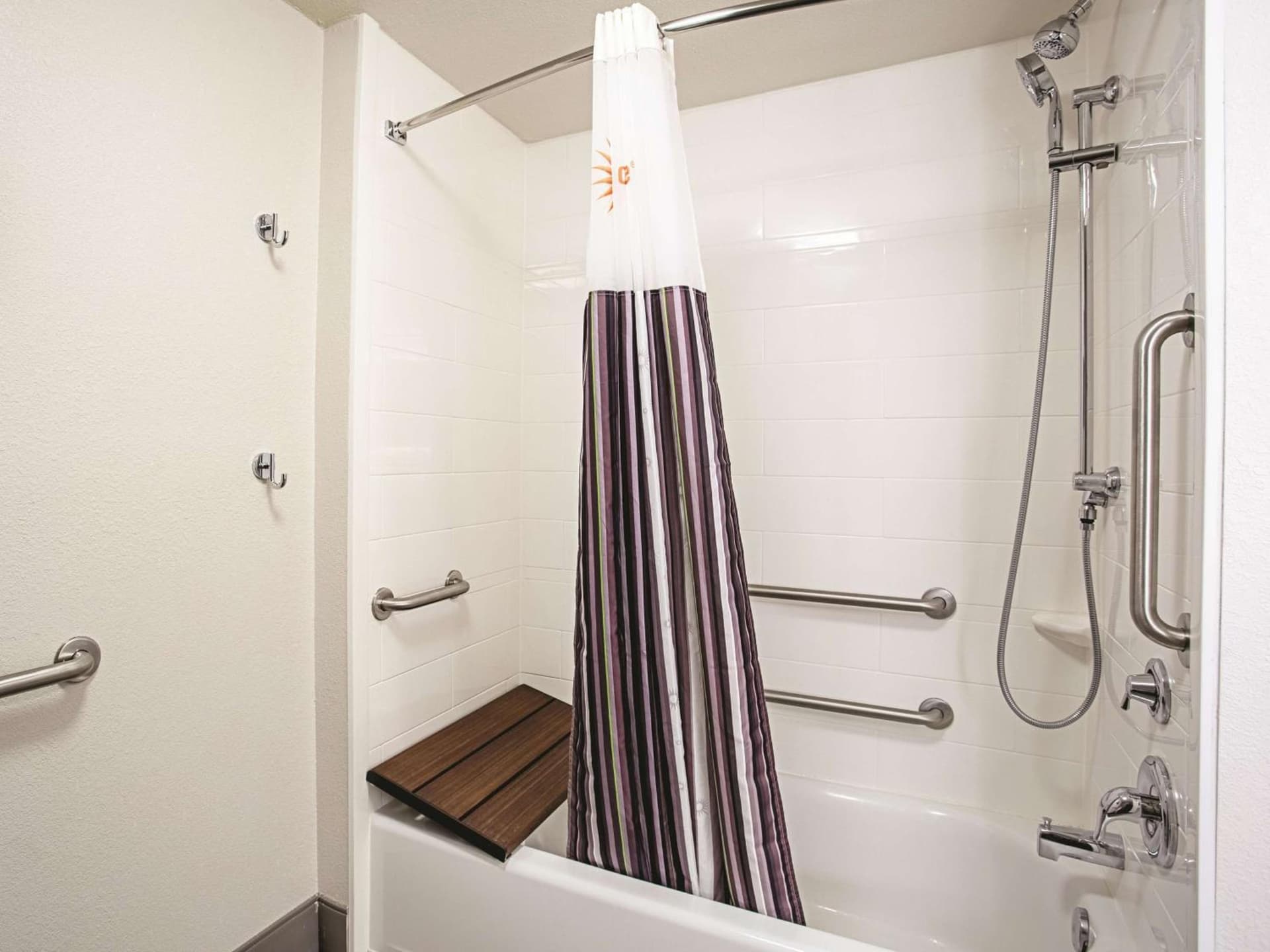 La Quinta by Wyndham Baltimore N / White Marsh property views in Baltimore, MD — gallery photo 3