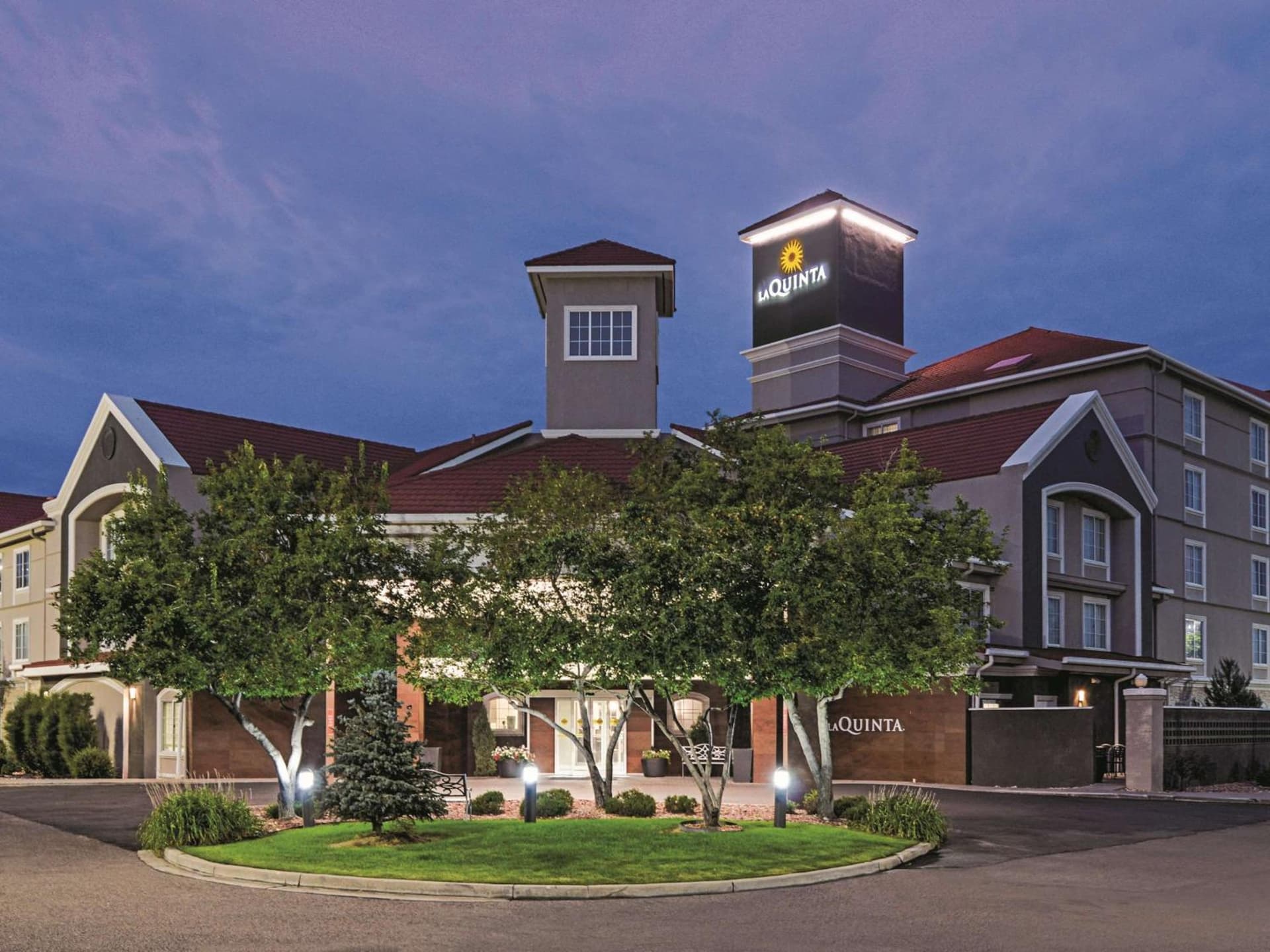 La Quinta Inn & Suites by Wyndham Denver Airport DIA gallery photo in Denver, CO — image 49