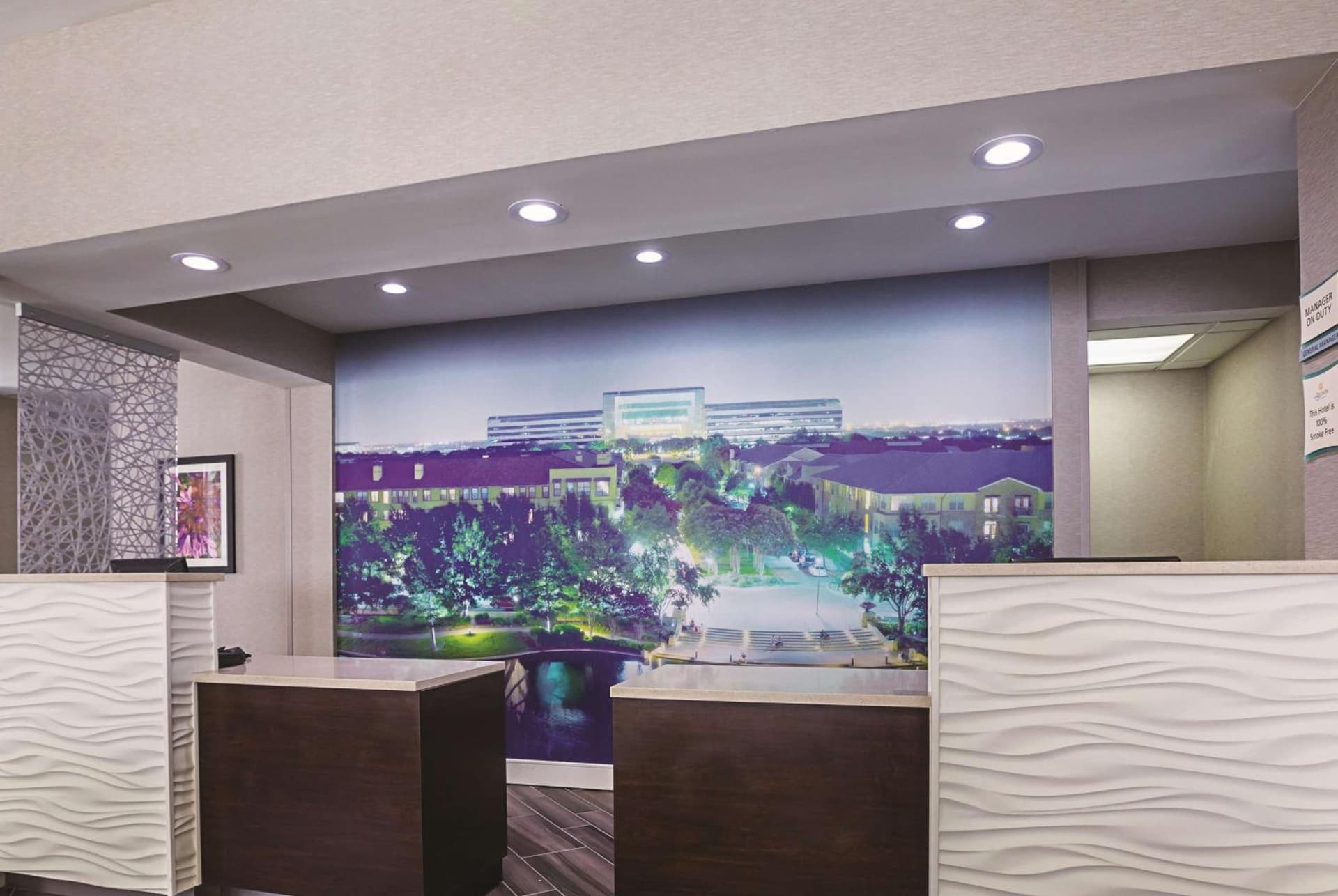 La Quinta by Wyndham Dallas Plano West gallery photo in Plano, TX — image 39
