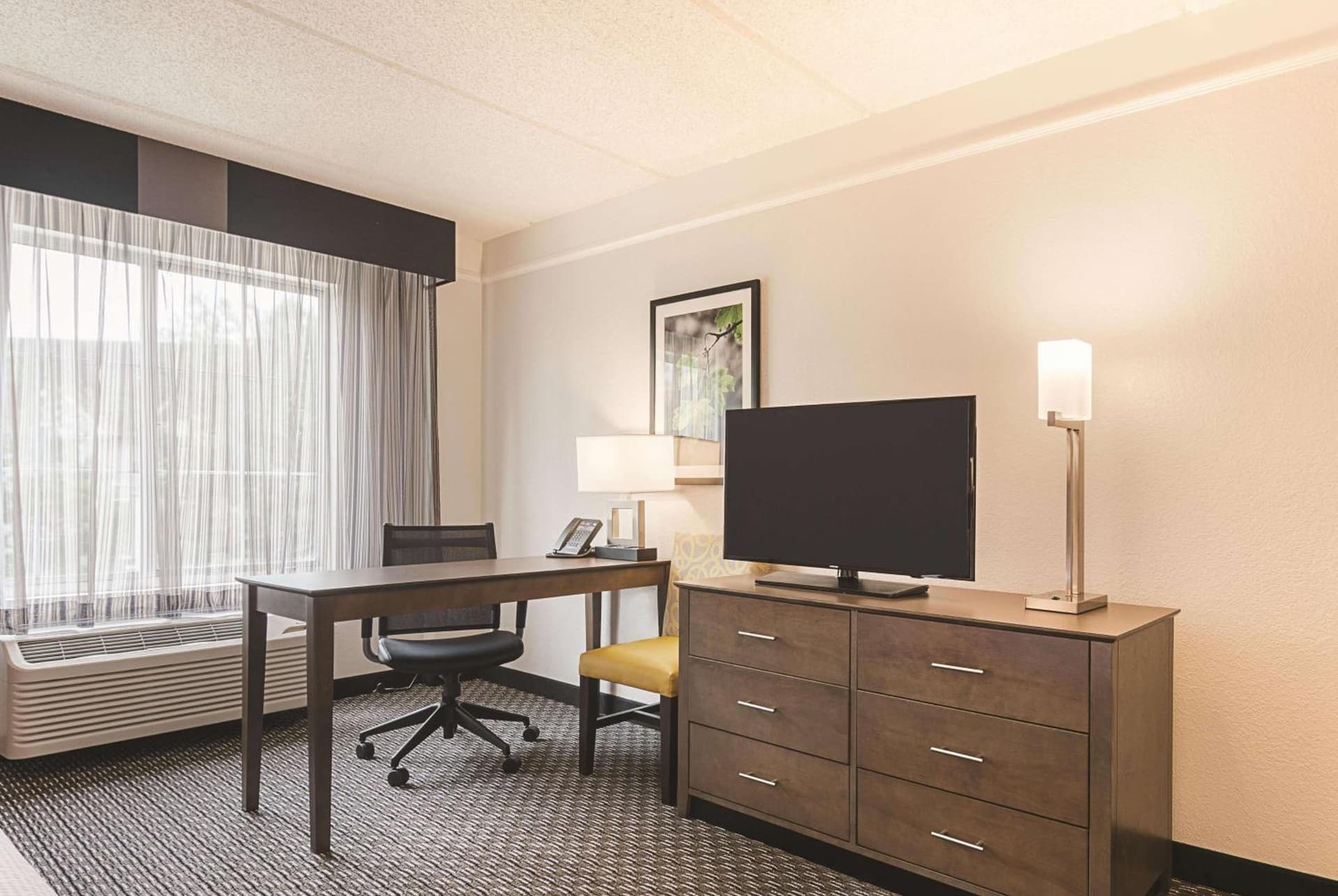 La Quinta by Wyndham Dallas Plano West gallery photo in Plano, TX — image 18