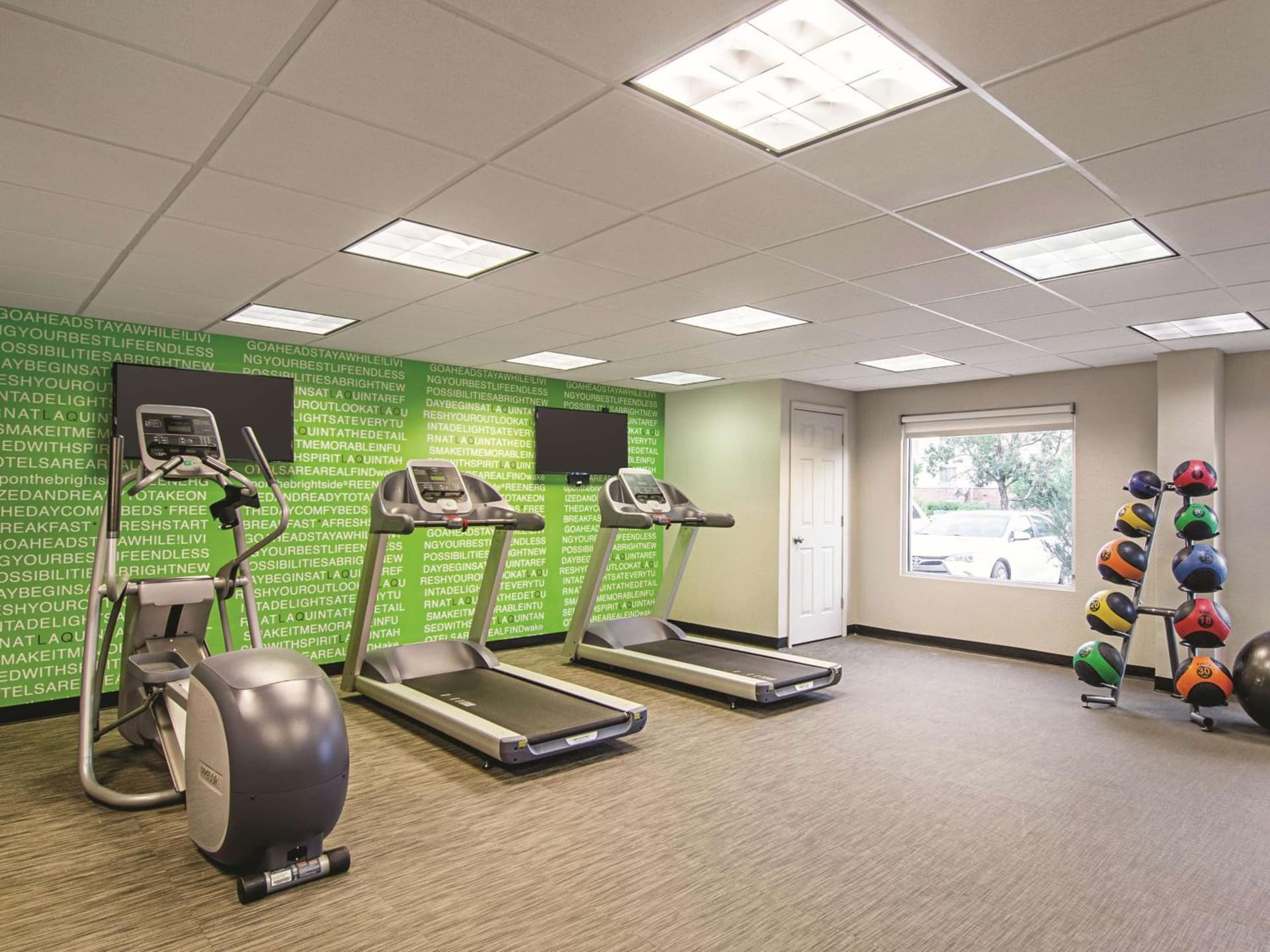 La Quinta Inn & Suites by Wyndham Denver Airport DIA gallery photo in Denver, CO — image 14