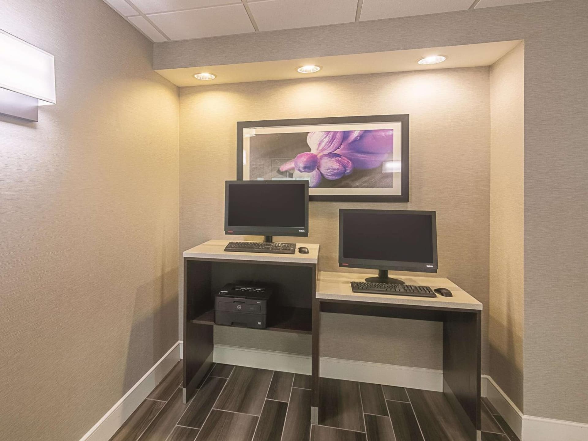 La Quinta by Wyndham Oklahoma City Norman gallery photo in Norman, OK — image 33