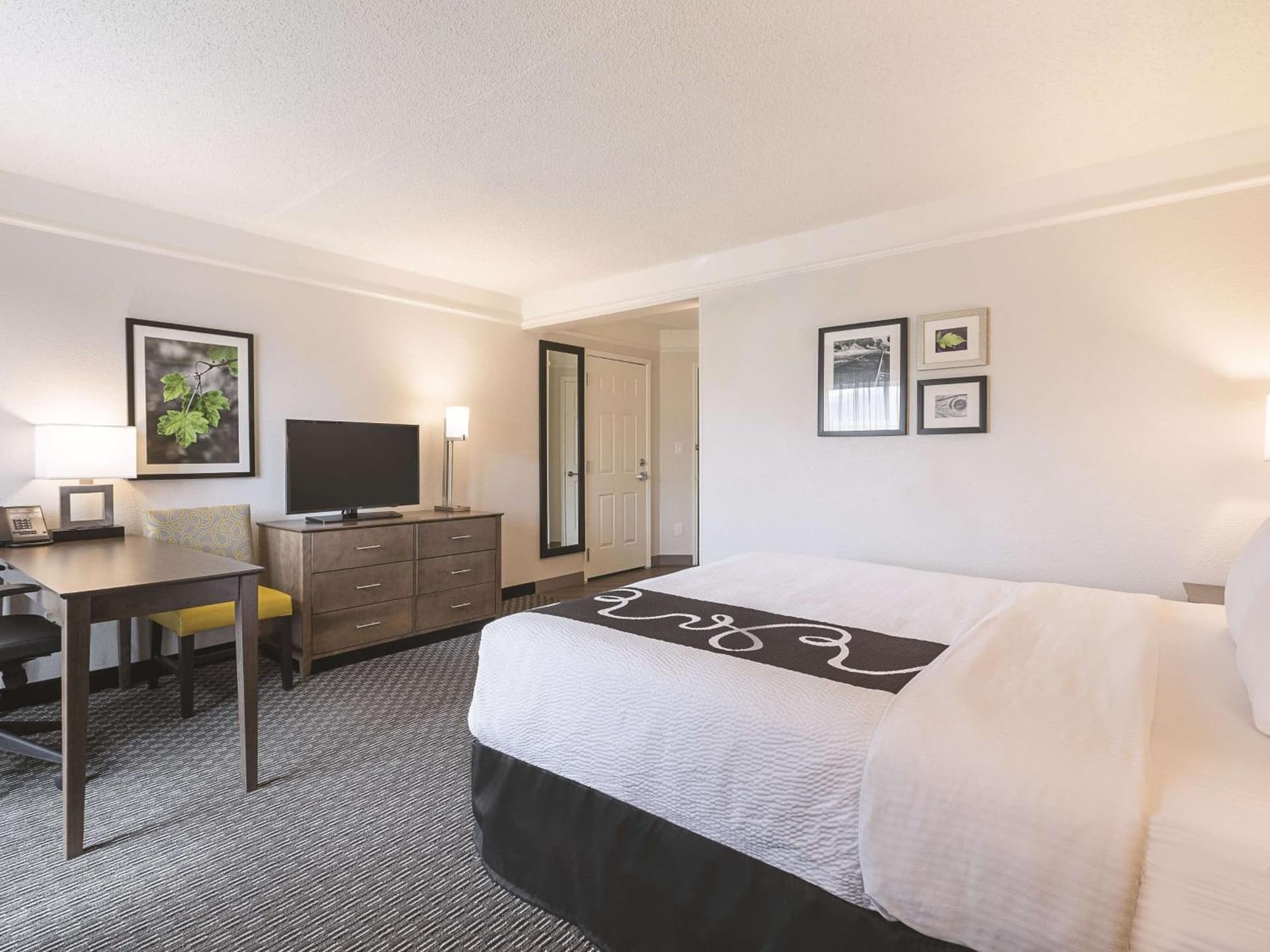 La Quinta by Wyndham Dallas Plano West gallery photo in Plano, TX — image 20