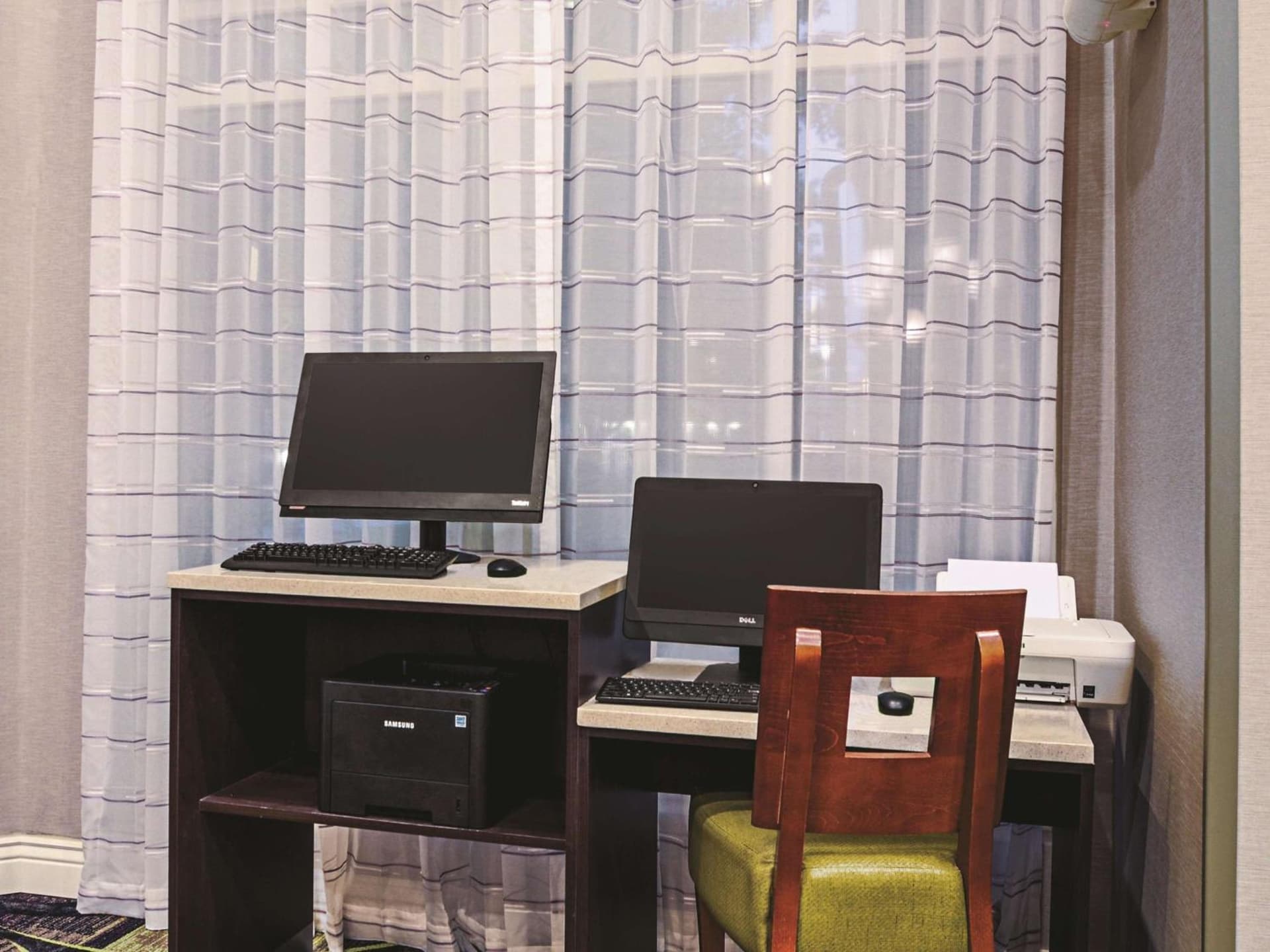 La Quinta Inn & Suites by Wyndham Denver Airport DIA gallery photo in Denver, CO — image 23