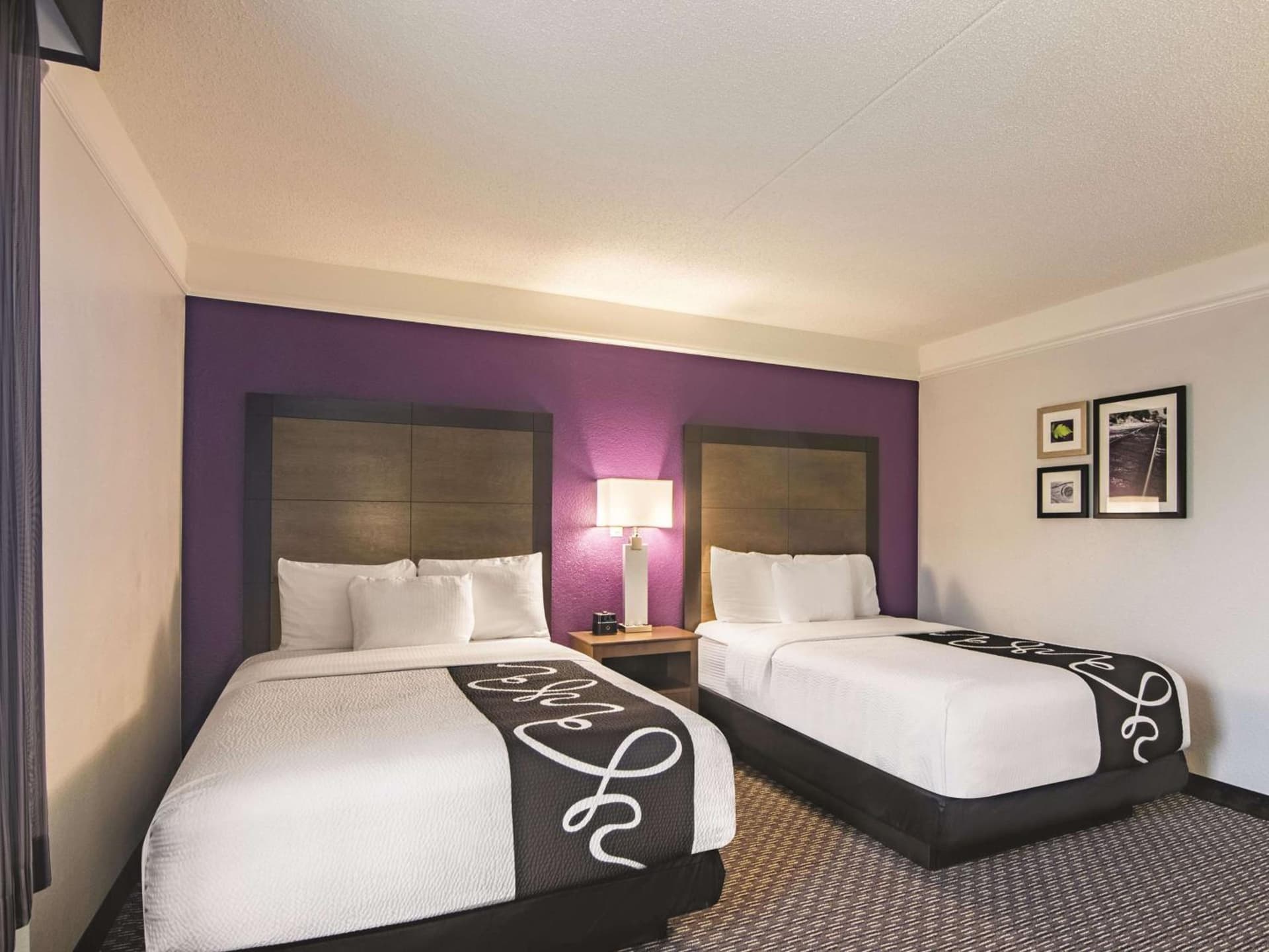 La Quinta by Wyndham Oklahoma City Norman interior in Norman, OK — gallery photo 2